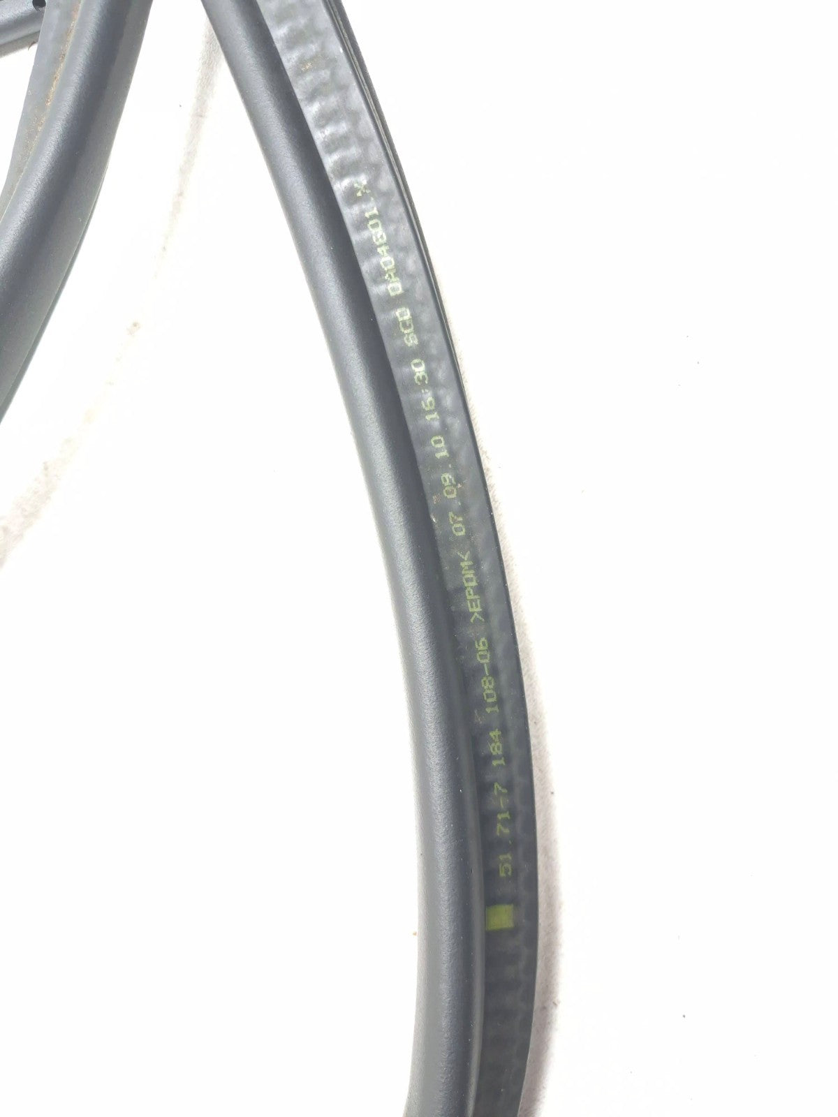 2011 BMW 750li Trunk Weatherstrip Seal Oem✅
