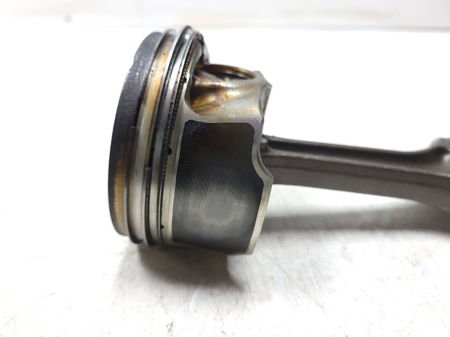 2009 - 2012 Audi A4 Quattro Piston W/ Connecting Rod 4pcs  2.0t OEM