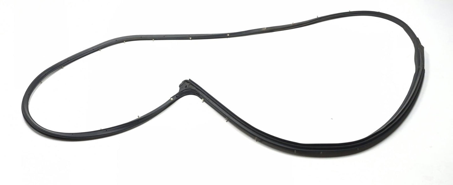 2011 Nissan Juke Front Door Window Belt & Weatherstrip Seal Passenger Rh OEM