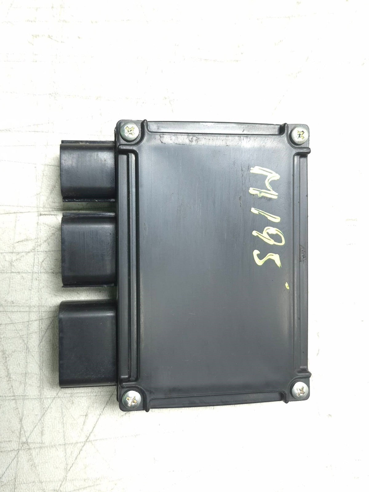 2019 Kawasaki Z400 Er400d Fuse Relay Box OEM