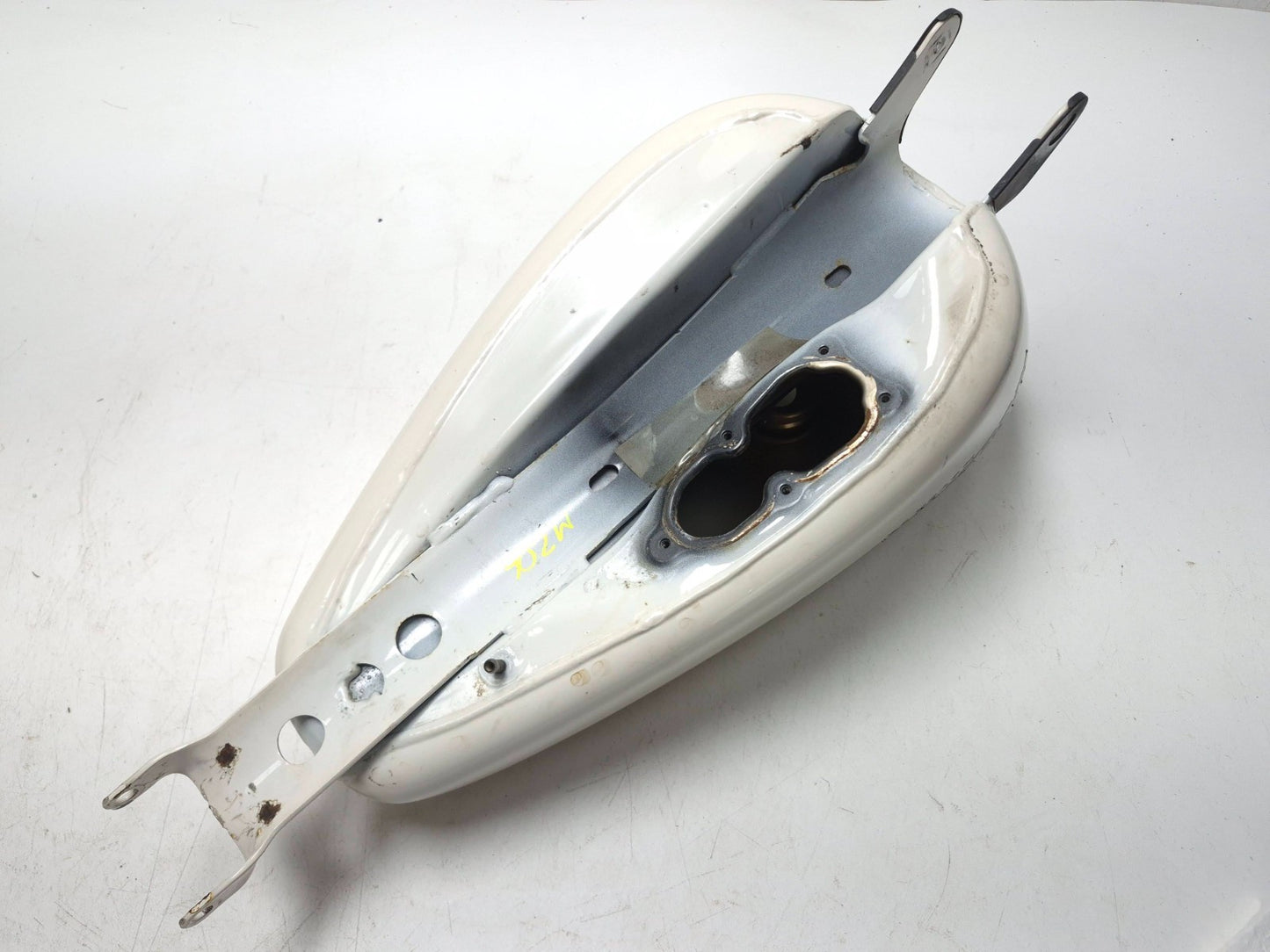 2007-2017 Harley-davidson Sportster Xl883 Xl1200 Fuel Tank  OEM