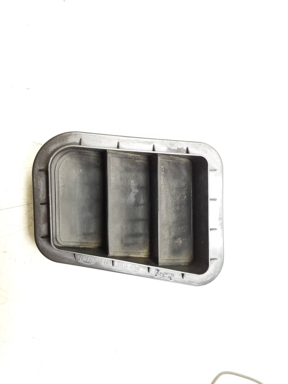 2011 - 2016 Kia Sportage Rear Right Quarter Panel Pressure Vent Grille OEM