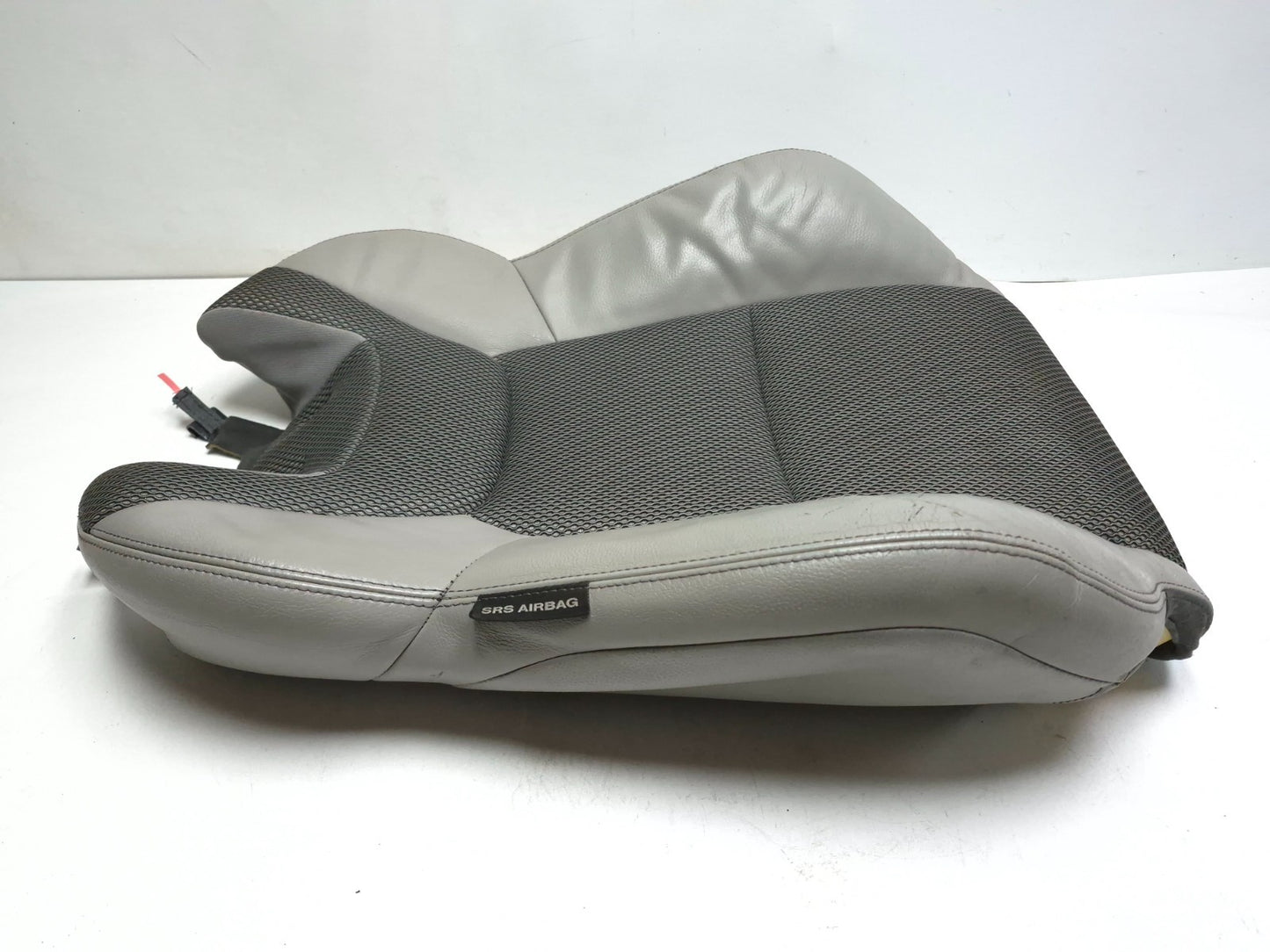 2013 Hyundai Genesis Front Upper Seat Cushion Passenger Side Right OEM