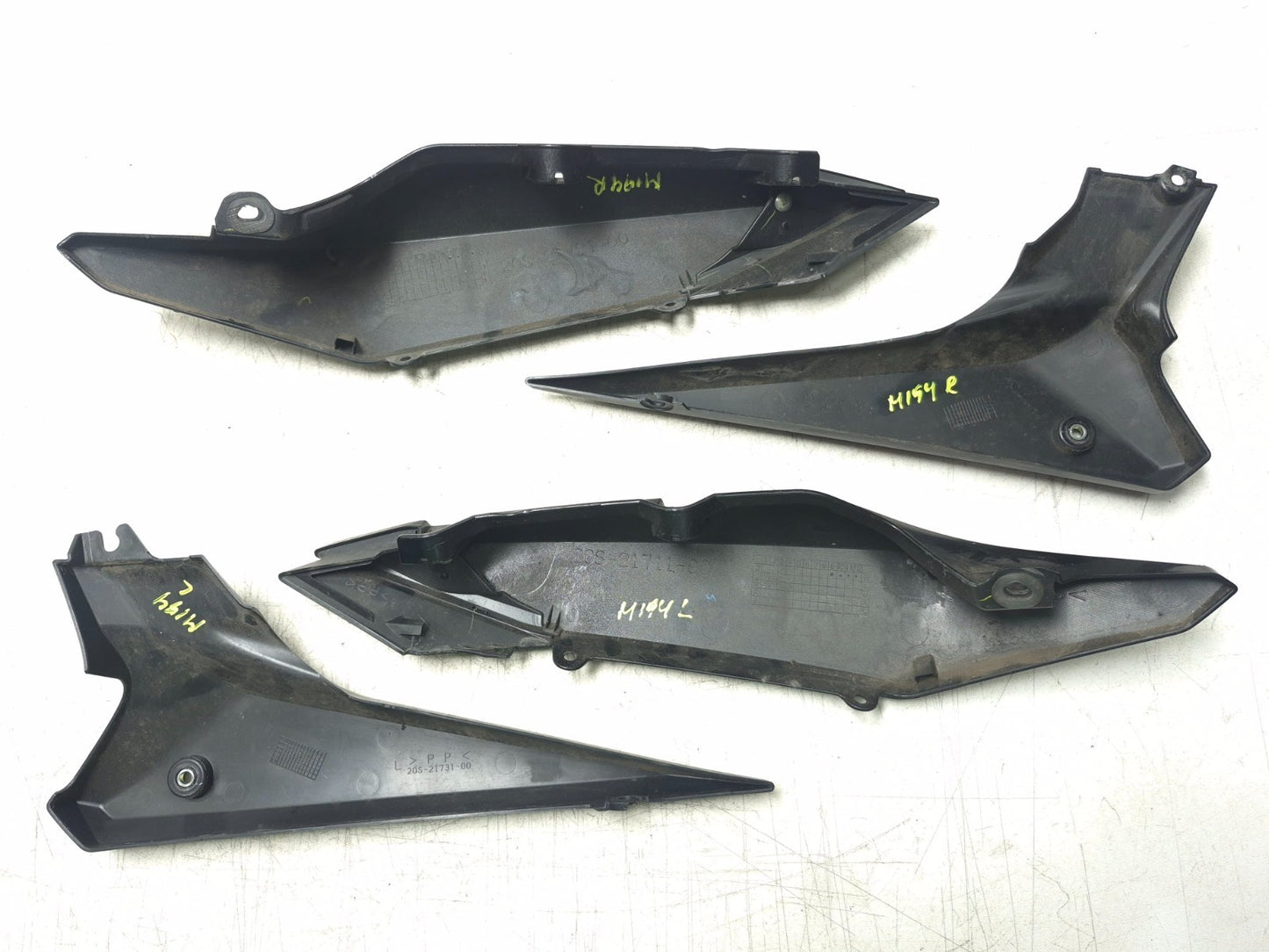 2009 Yamaha Fz6r Rear Back Tail Fairing Left & Right 4pcs OEM