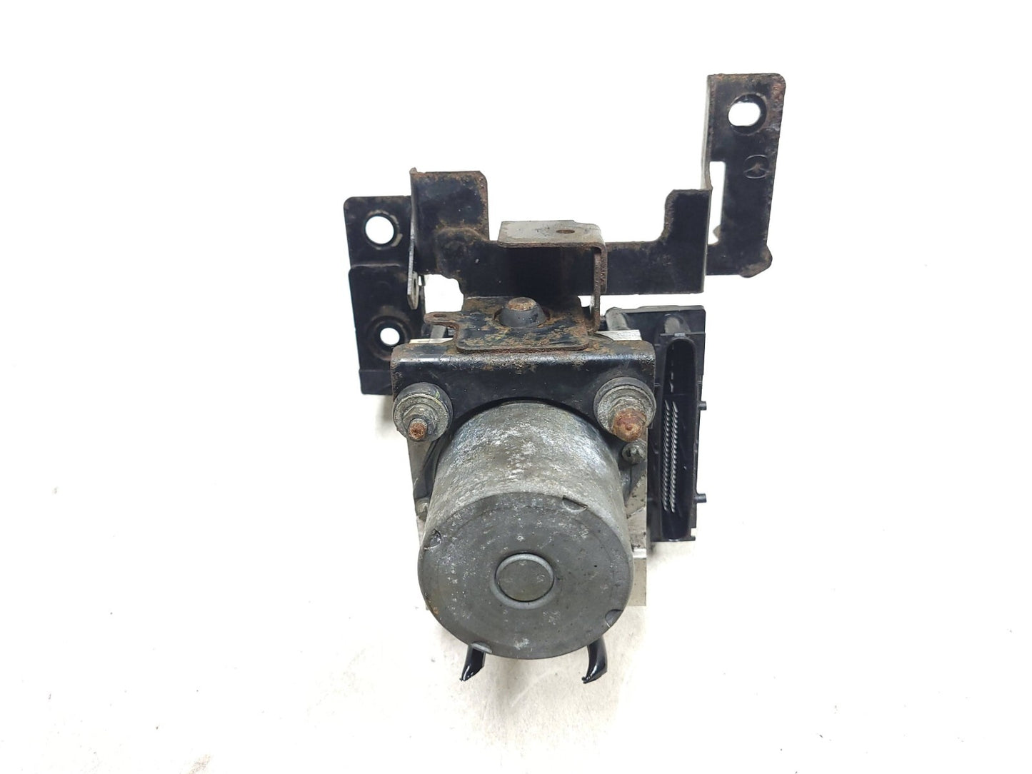 2009 Mazda Cx-7 ABS Anti Lock Brake Pump W/ Mount Bracket OEM