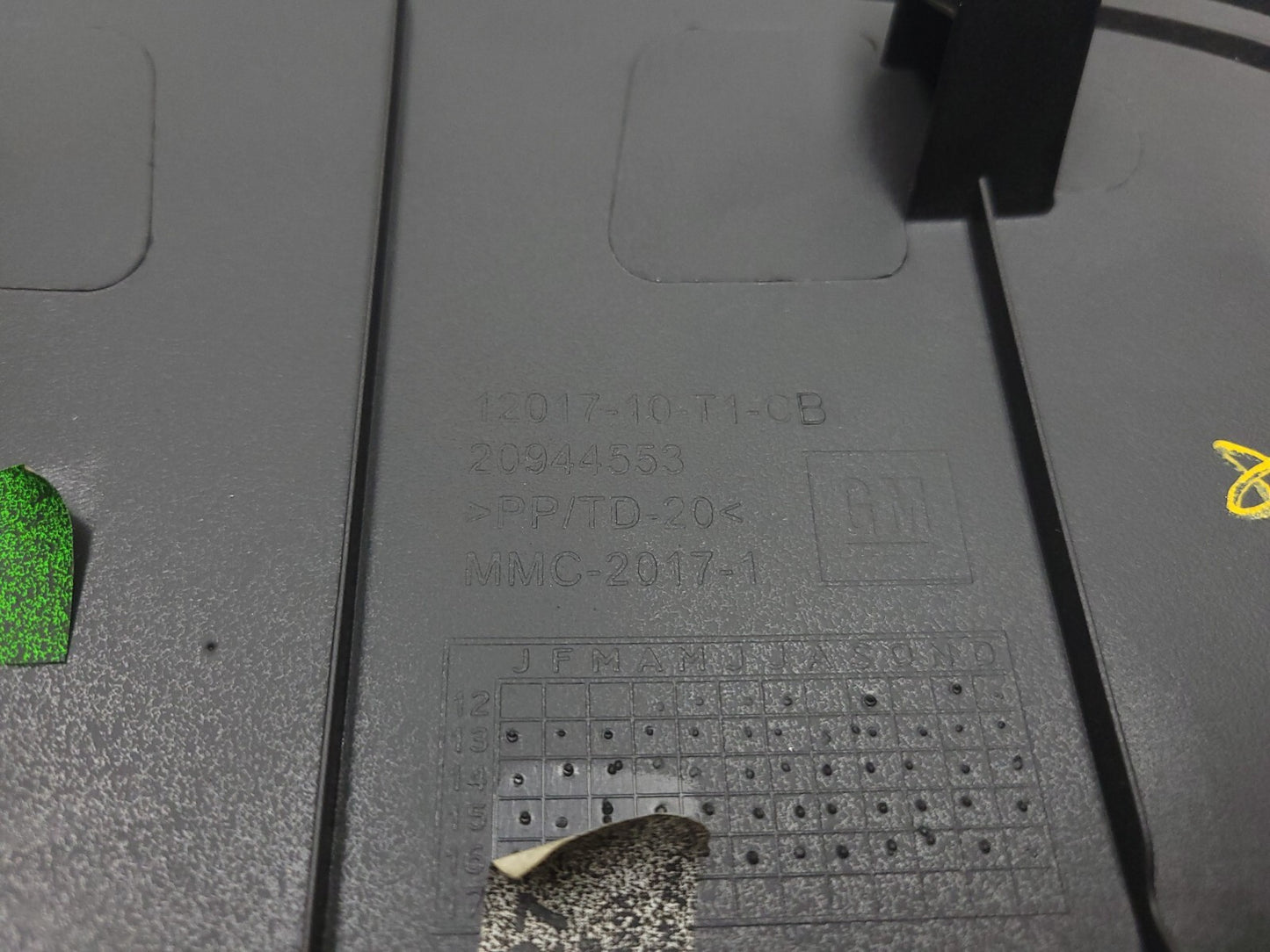 2014 2019 Silverado 1500 Dash Speedometer Trim Bezel W/ Steering Column Trim OEM