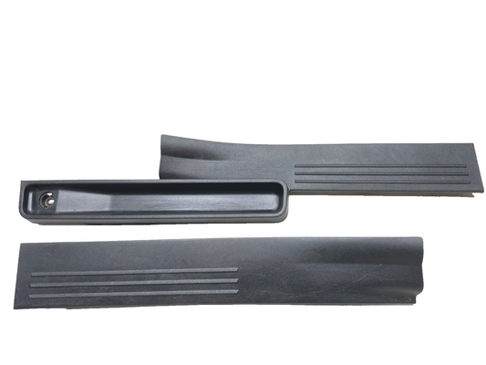 2013 Dodge Grand Caravan Front Door Sill Scuff Plate Left & Right Pair Oem✅