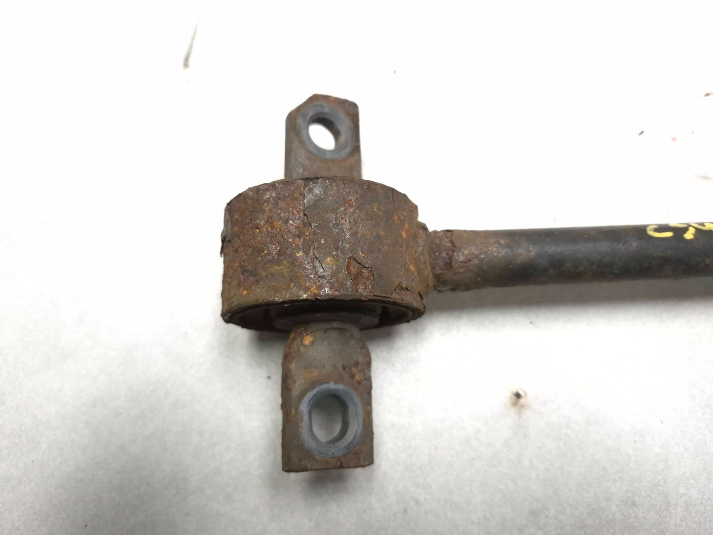 2012 Toyota Camry Rear Control Arm Passenger Side Right 3pcs  OEM