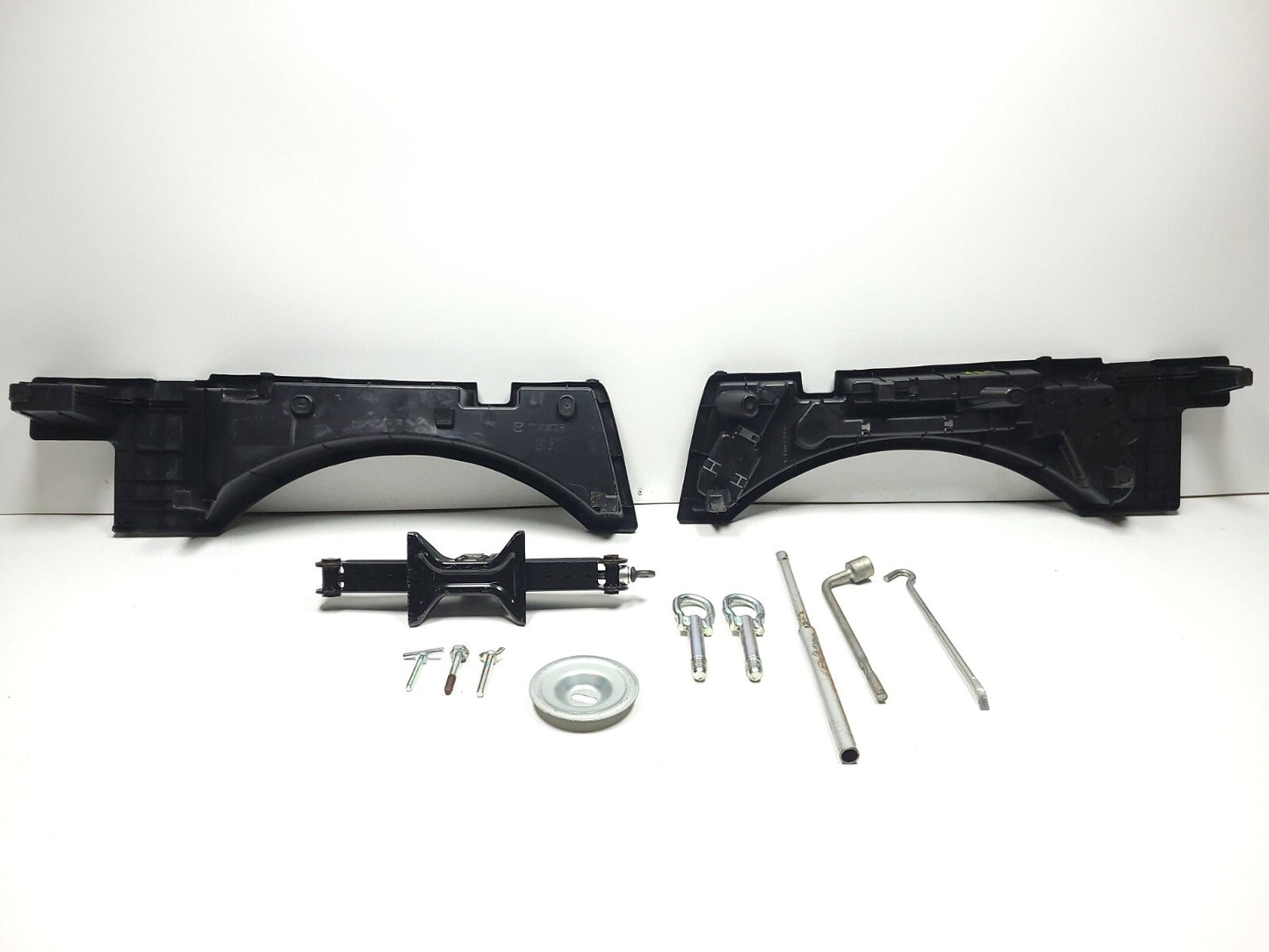 2009 Mazda Cx-7 Spare Tire Jack W/ Holder Box & Tool Kit OEM