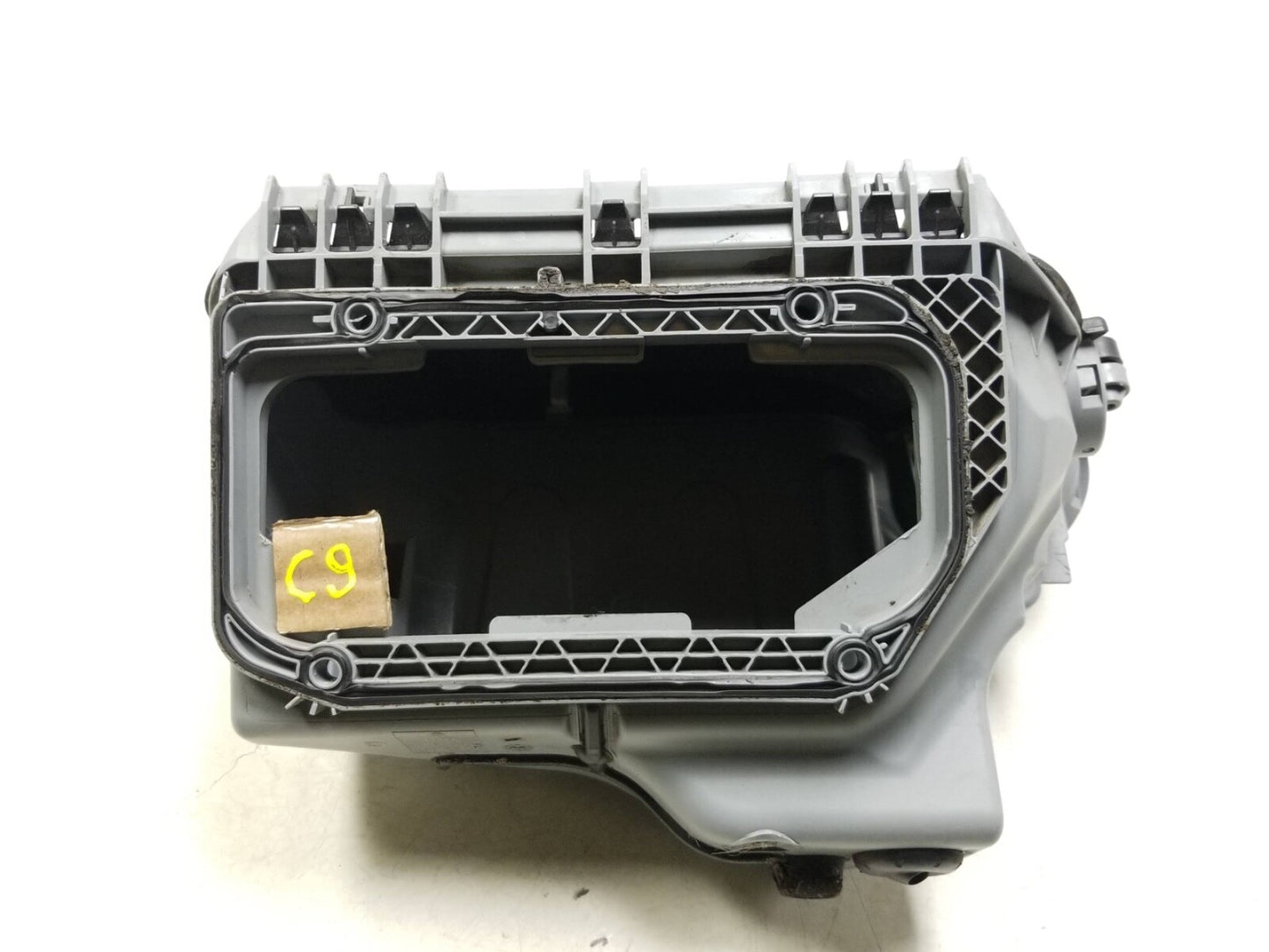 2009 - 2012 Audi Q5 Air Filter Housing OEM