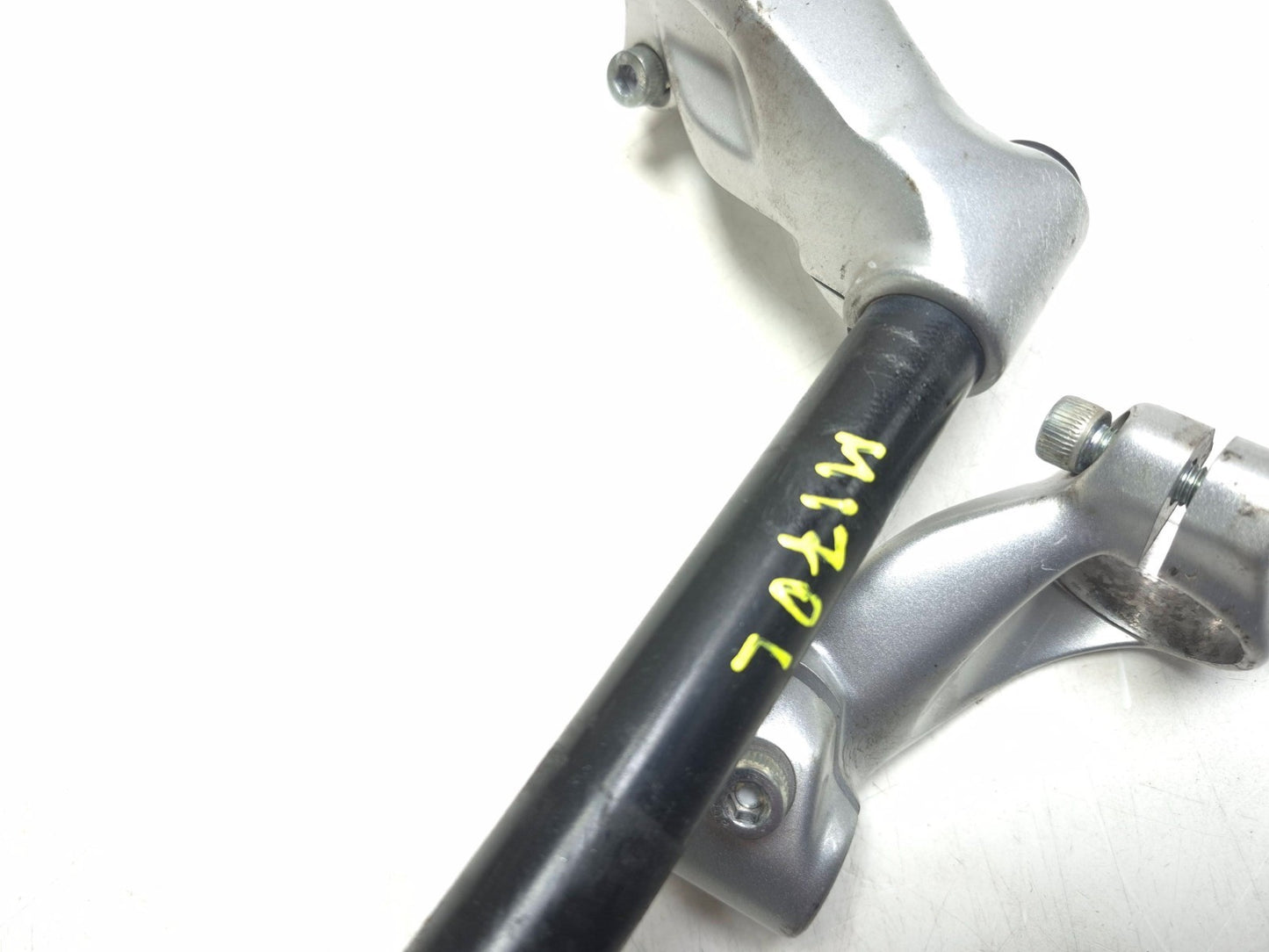 2015 Suzuki Gw250 Inazuma 250 Left Handlebar W/right Handlebar Mount Pair OEM