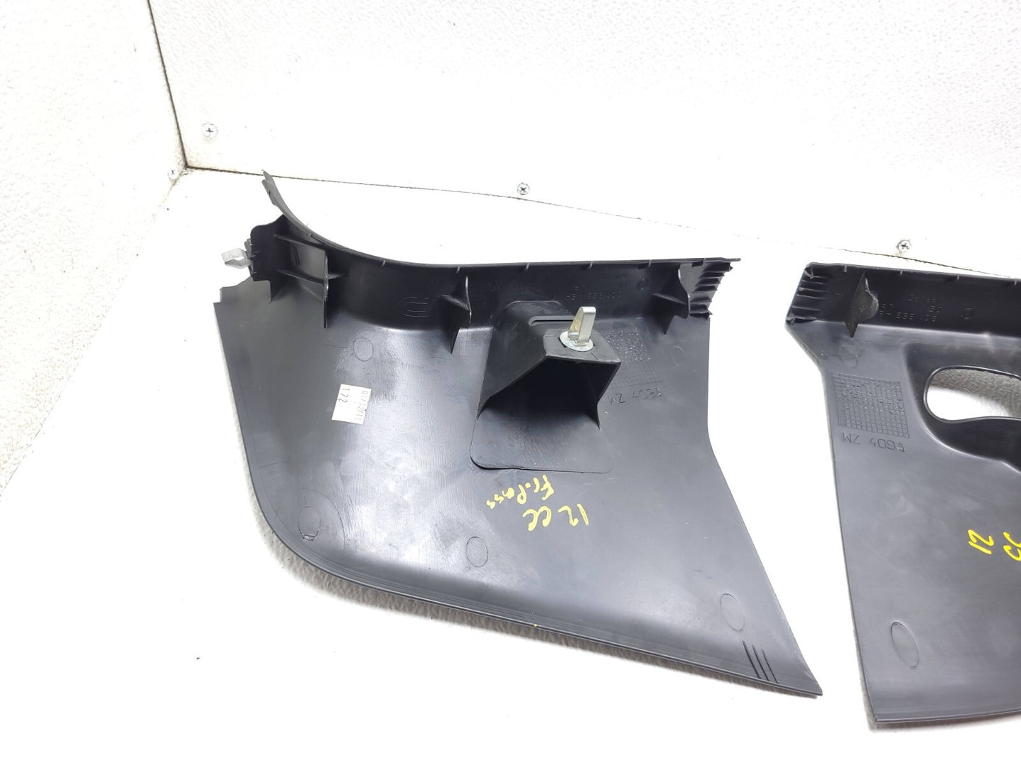09 10 11 12 Volkswagen Cc Front Door Lower Kick Panel Cover Left & Right OEM