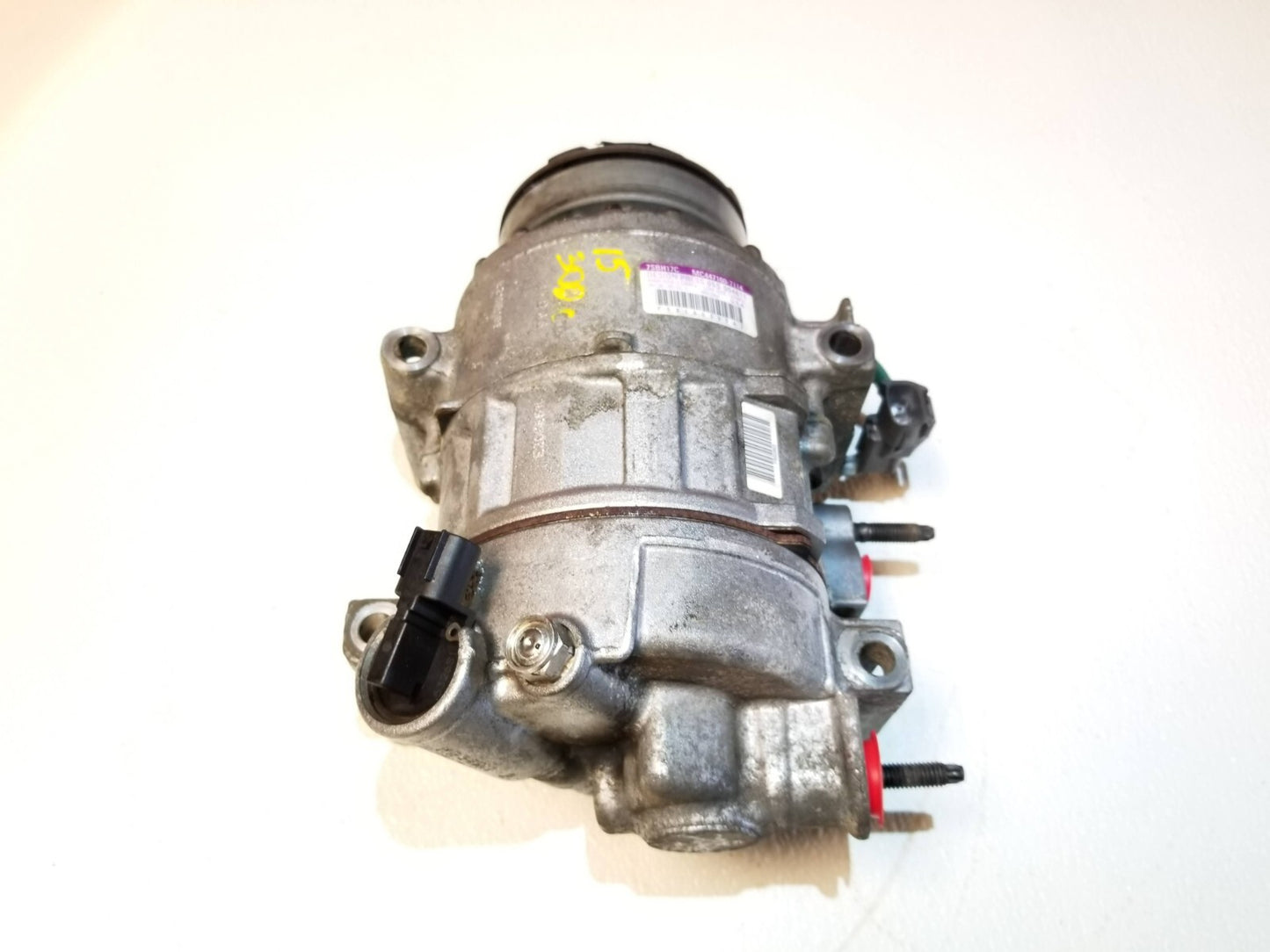 15-19 Chrysler 300 3.6l AC Compressor 68160395ae OEM *need Pulley*