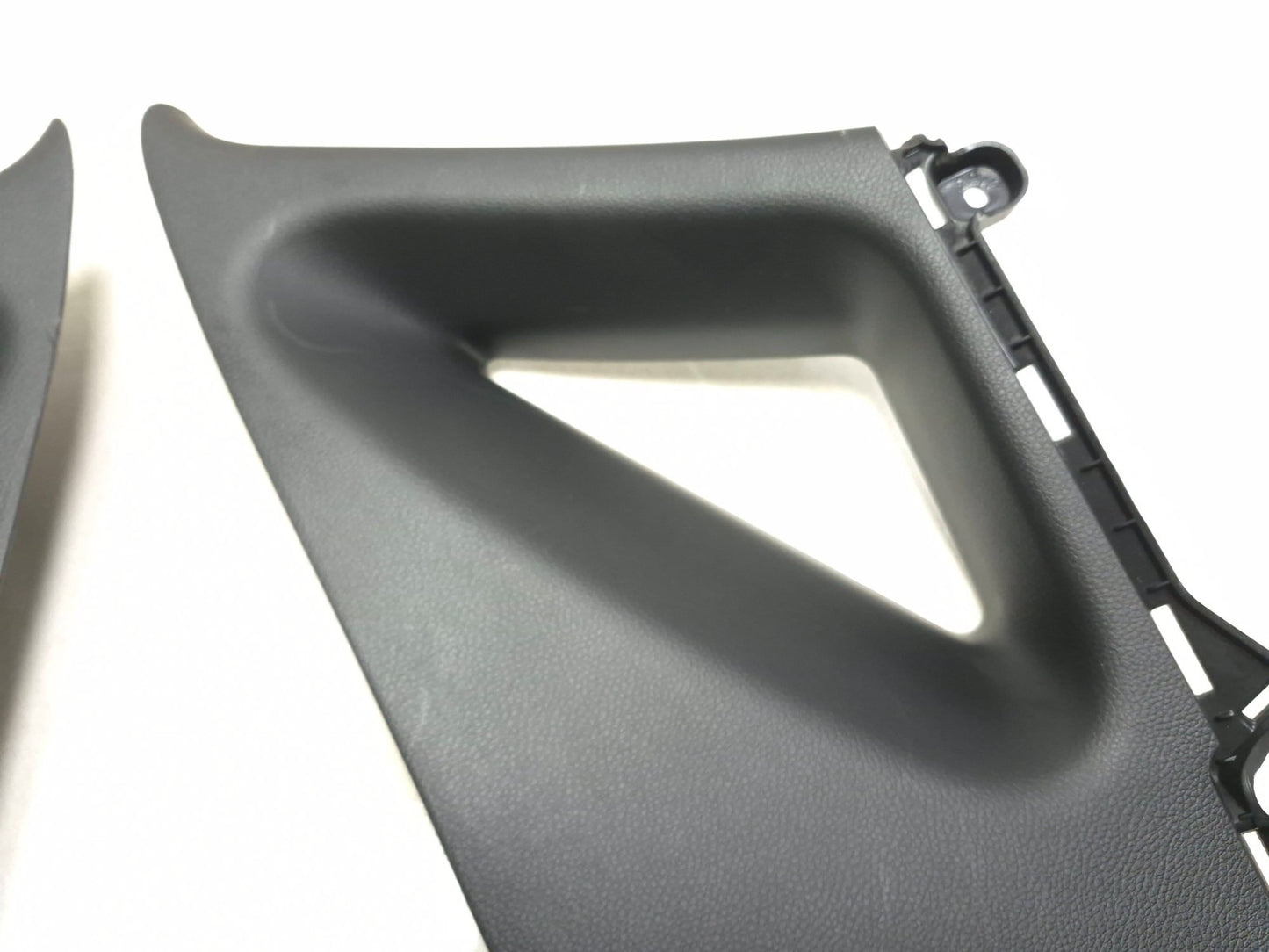 2014 Hyundai Elantra Gt C Pillar Upper Quarter Trim Cover Panel Pair OEM