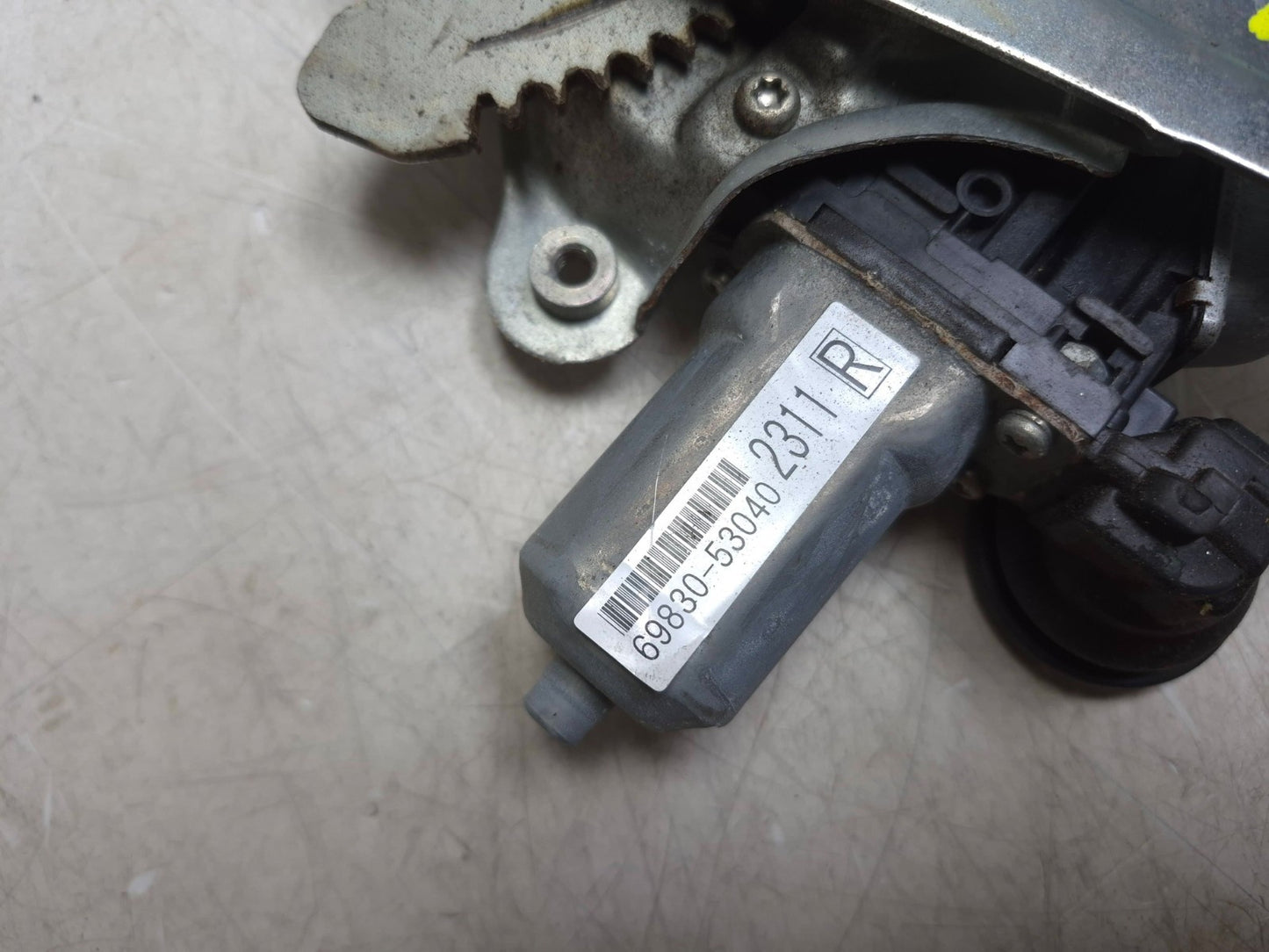 2009 Lexus IS250 Rear Door Window Regulator W/ Motor Right Passenger Side OEM