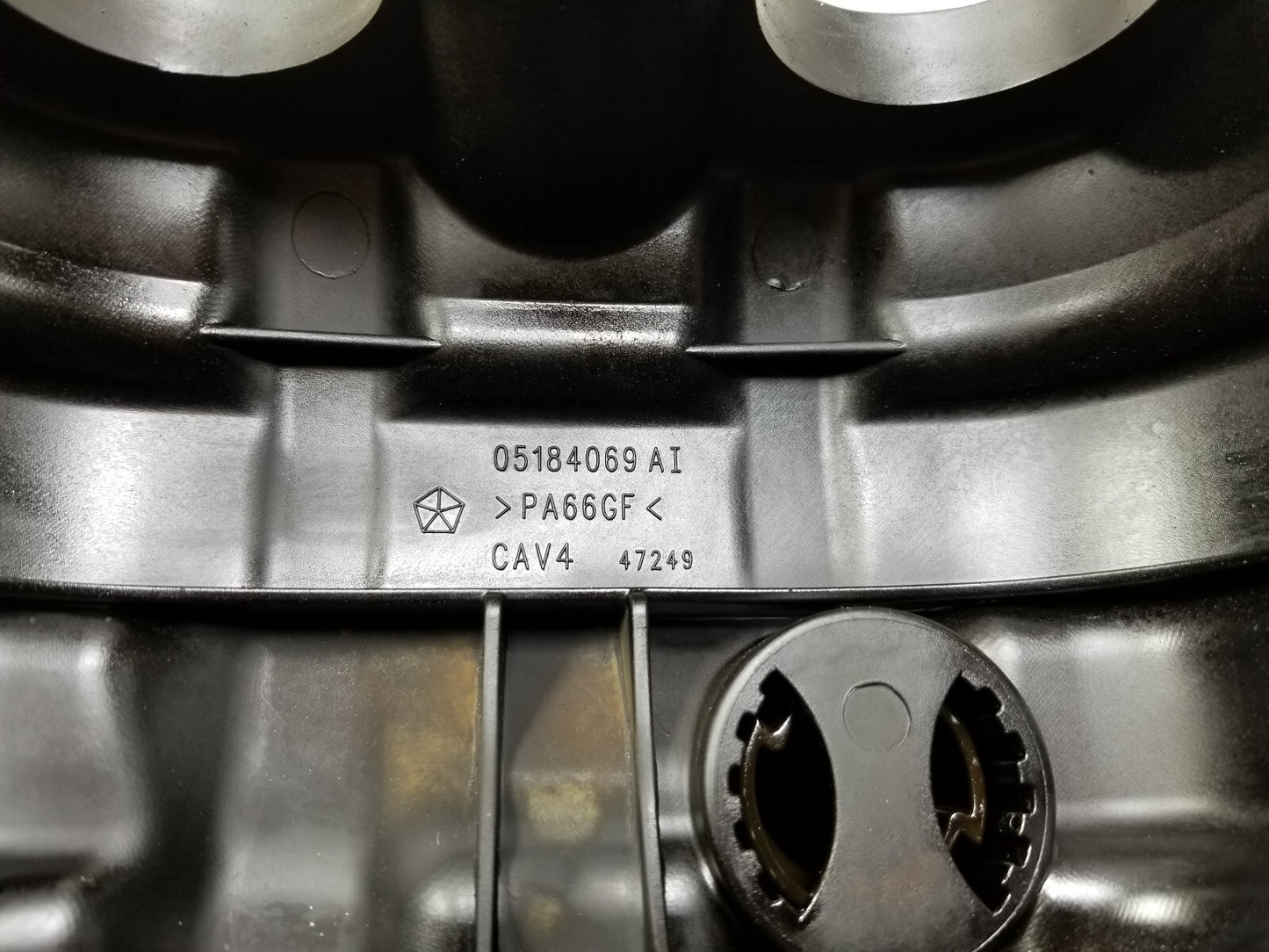 2016 Dodge Grand Caravan Valve Cover Left Side OEM