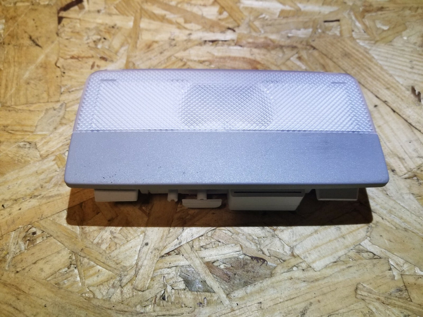 15 16 17 Chevrolet Equinox Roof Overhead Rear Dome Light Lamp OEM 24k