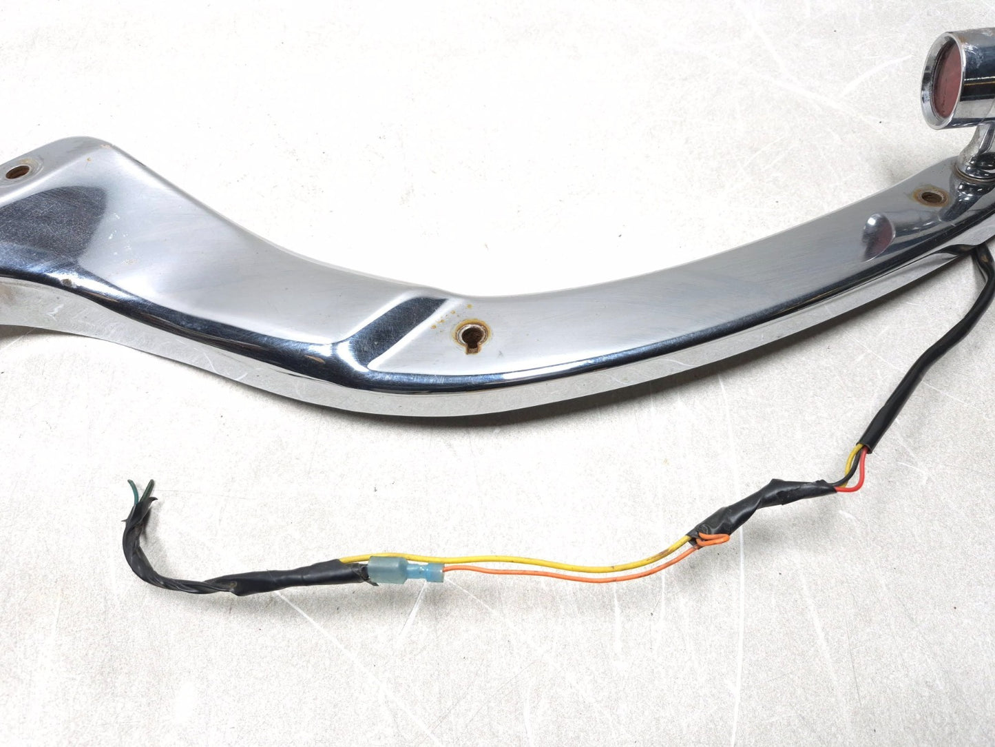 1999 Yamaha V Star Xvs650 Rear Fender Stay Grab Right W/ Turn Signal Assy OEM