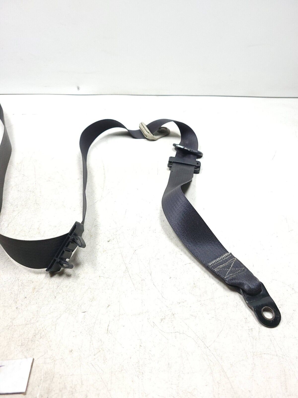 2009-2012 Dodge Caliber Seat Belt Retractor Front Driver Left OEM