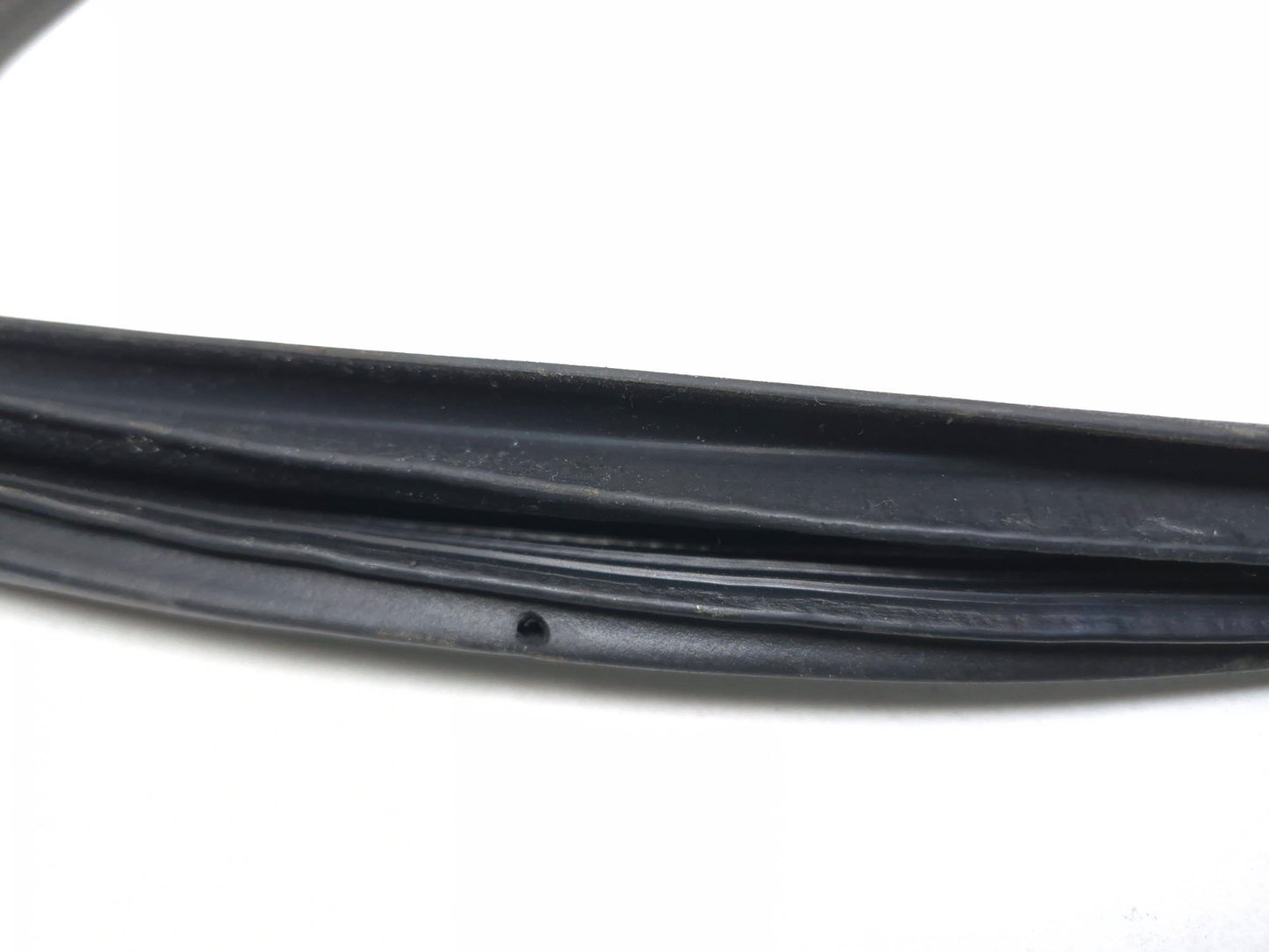 2004 Toyota Corolla Front Door Weatherstrip Seal Passenger Side Right OEM