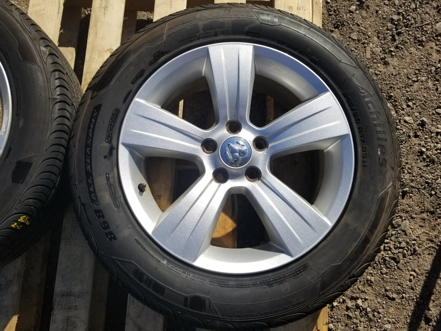 2010 Dodge Caliber Wheel Rim W/ Tire 215/60r17 9.5/32 Pair OEM