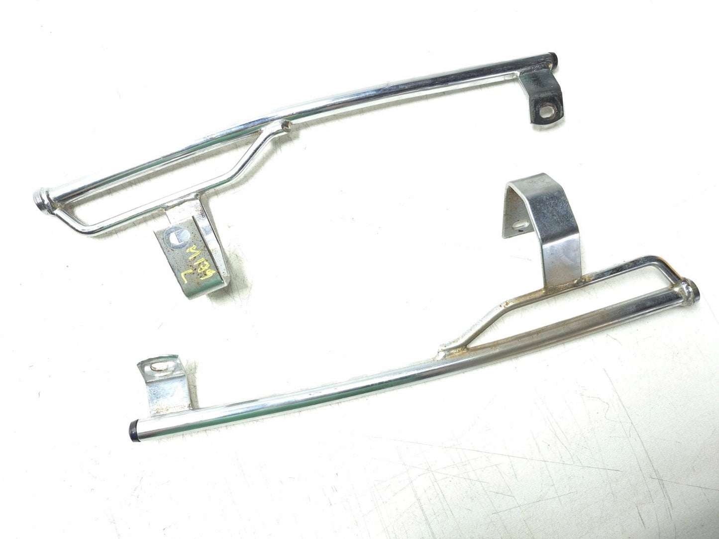 1985 Honda Shadow Vt500c Rear Passenger Grab Bar Pair OEM