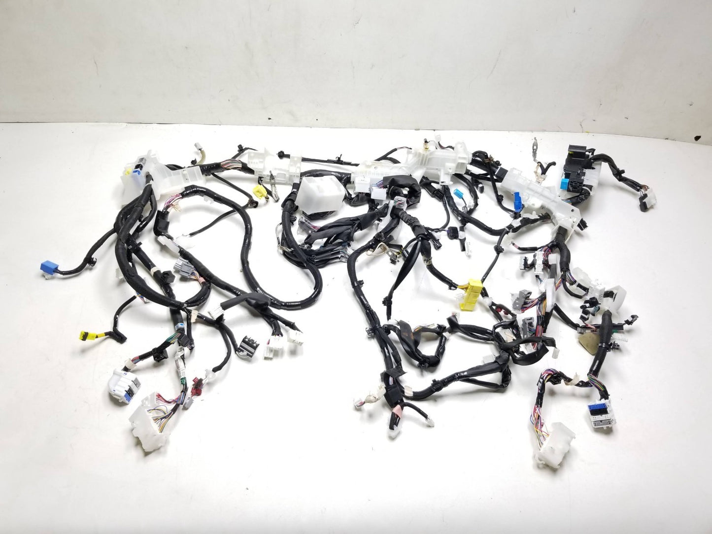 11-17 Lexus CT200h Dash Wire Harness 82141-76282 Oem✅