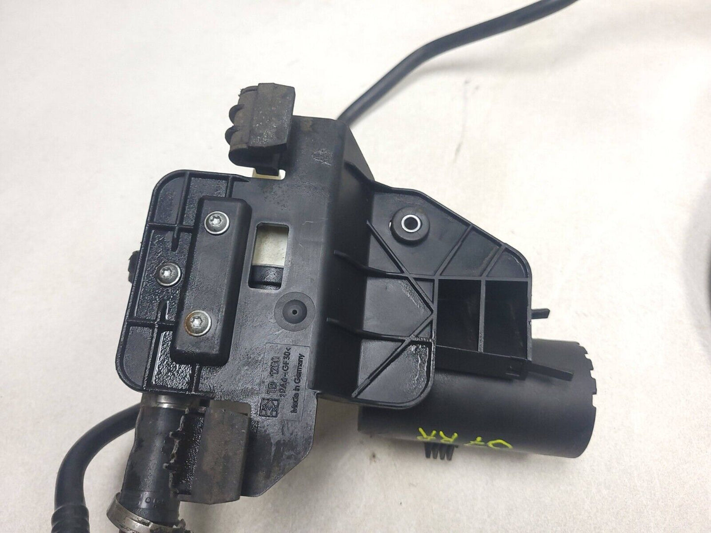 2006-2009 Range Rover Fuel Vapor Canister 4.2l OEM