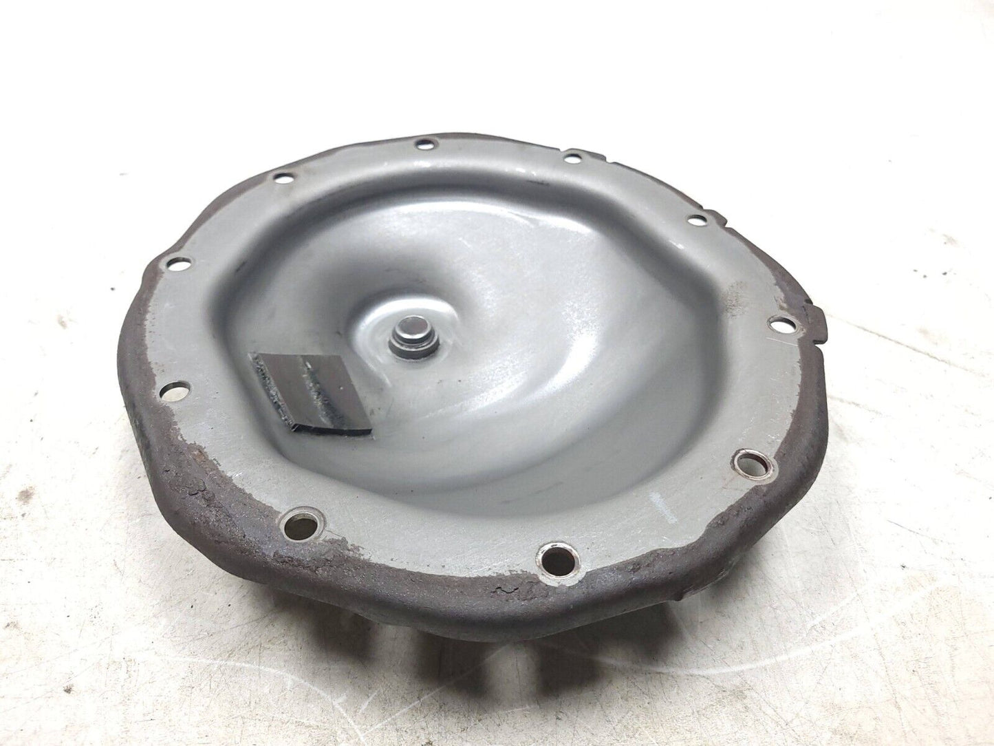 10-14 Chevrolet Suburban Rear Axle Cover Lid 5.3l OEM