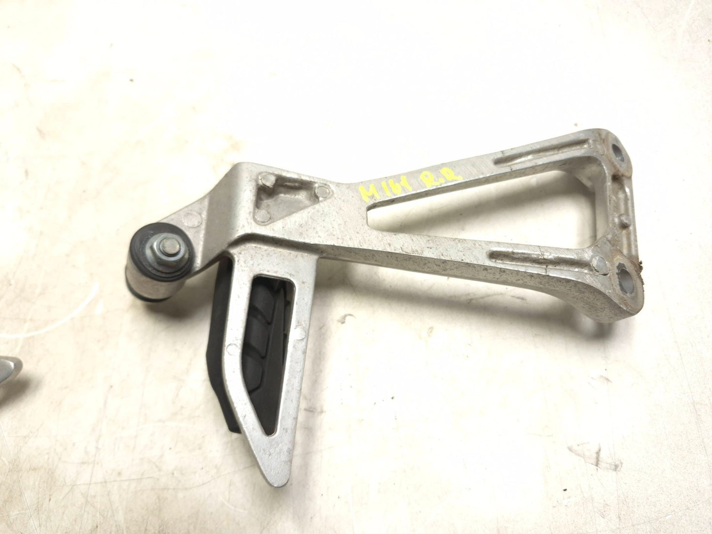 2013 Honda Cbr250 Rear Foot Peg & Bracket Left & Right OEM