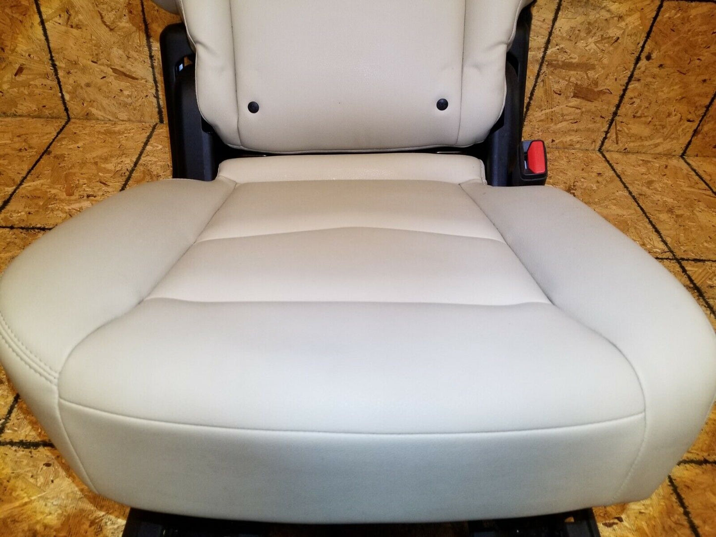 17 18 19 20 Cadillac Xt5 Rear Seat Passenger Right OEM 34k