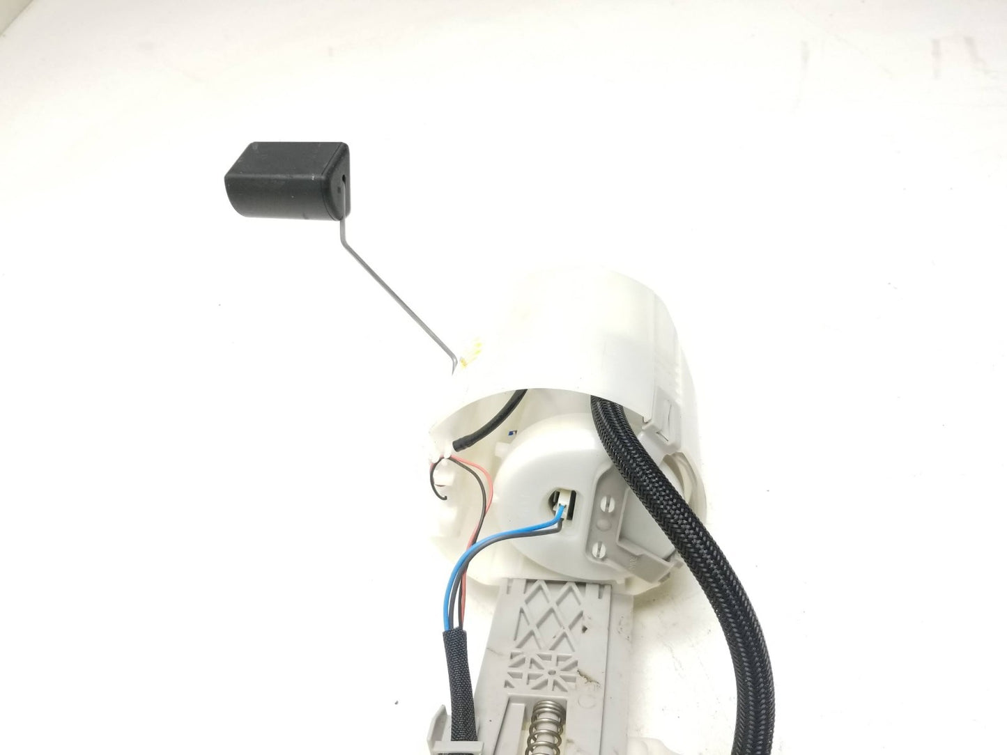 11-17 Lexus CT200h Fuel Pump 77020-76011 Oem✅