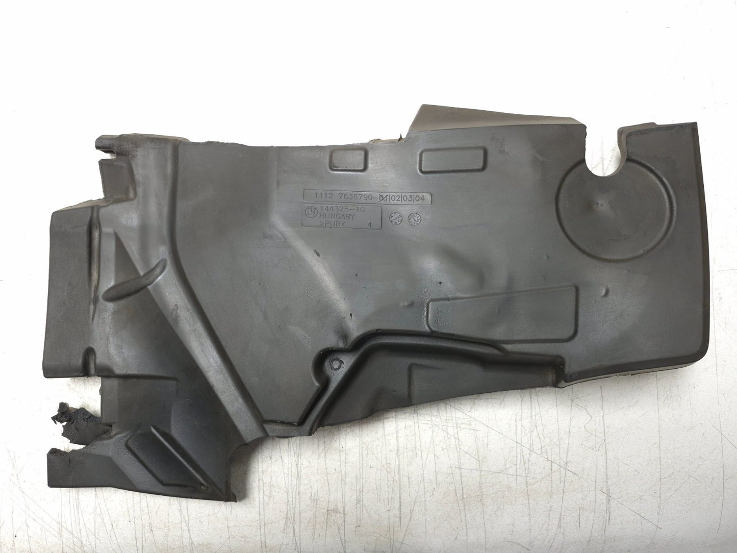 2013 BMW 328i F30 2.0l Engine Cover & Sound Absorber Panel Pair OEM
