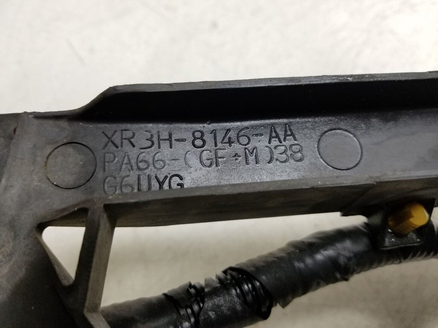 01 - 04 Ford Mustang Engine Radiator Cooling Fan Assy Xr3h-8146-aa OEM