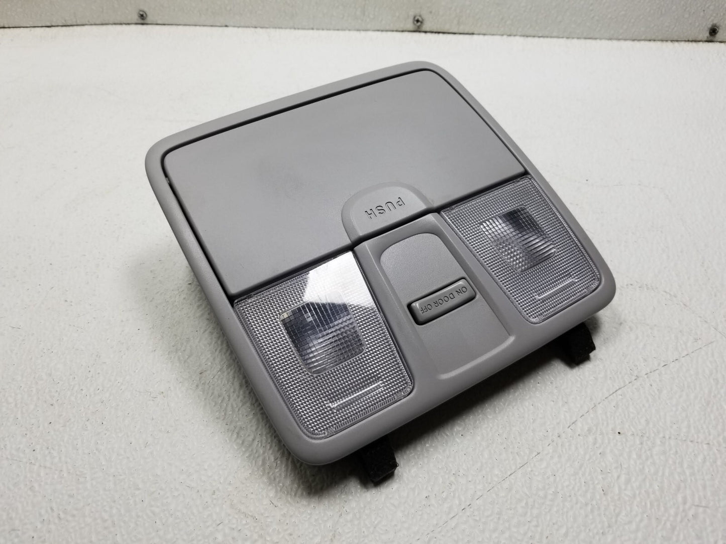 2014 Hyundai Elantra Gt Overhead Console Dome Map Light OEM