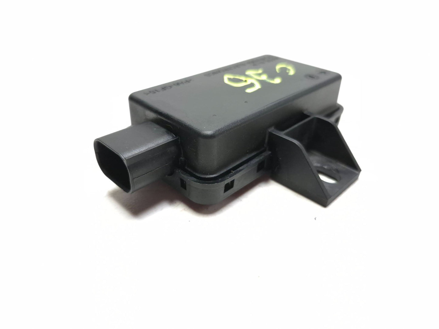 2014 Fiat 500l Tpms Control Module OEM