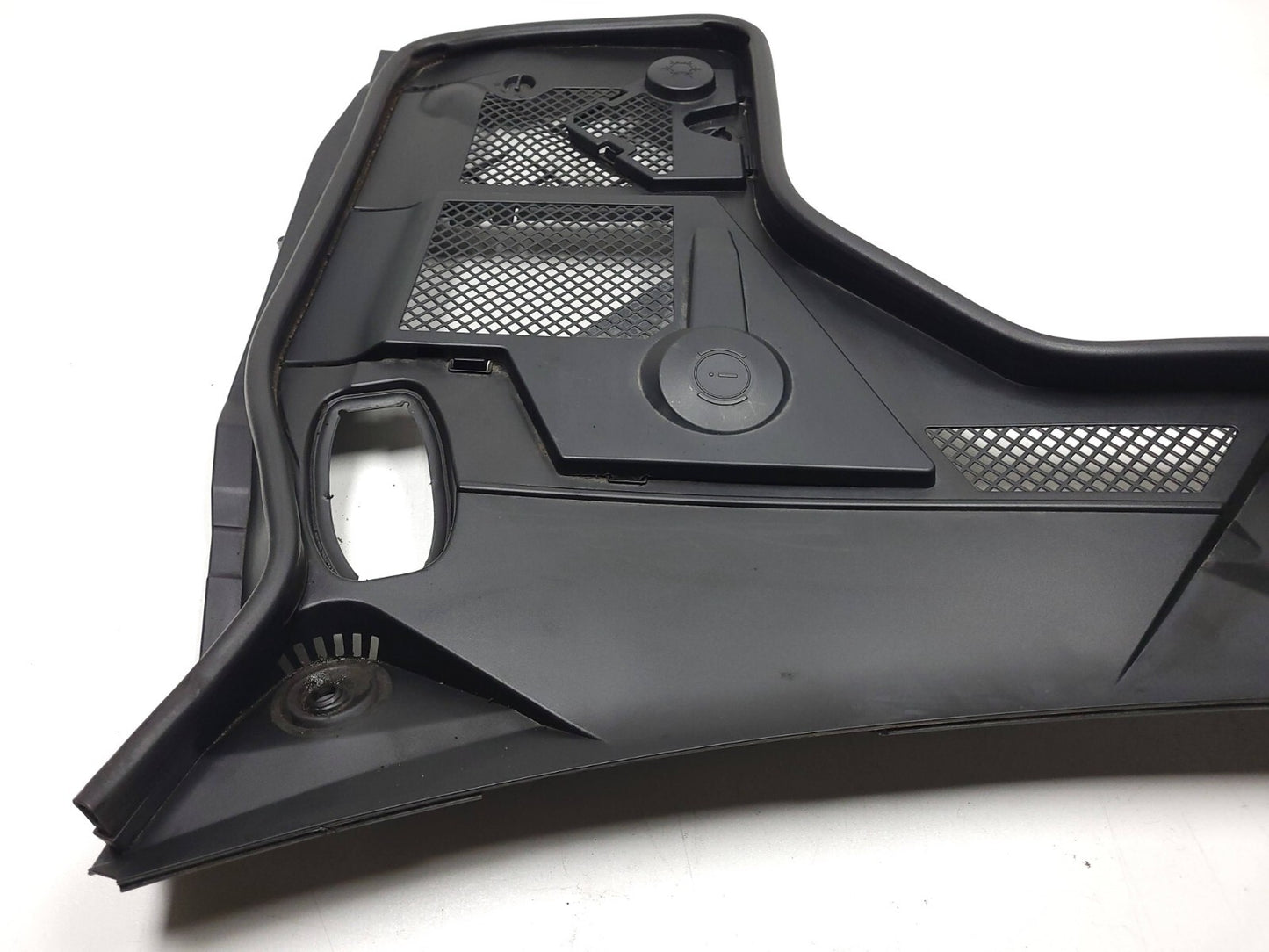 2015 Mercedes C300 W205 Front Left Windshield Wiper Cowl  OEM