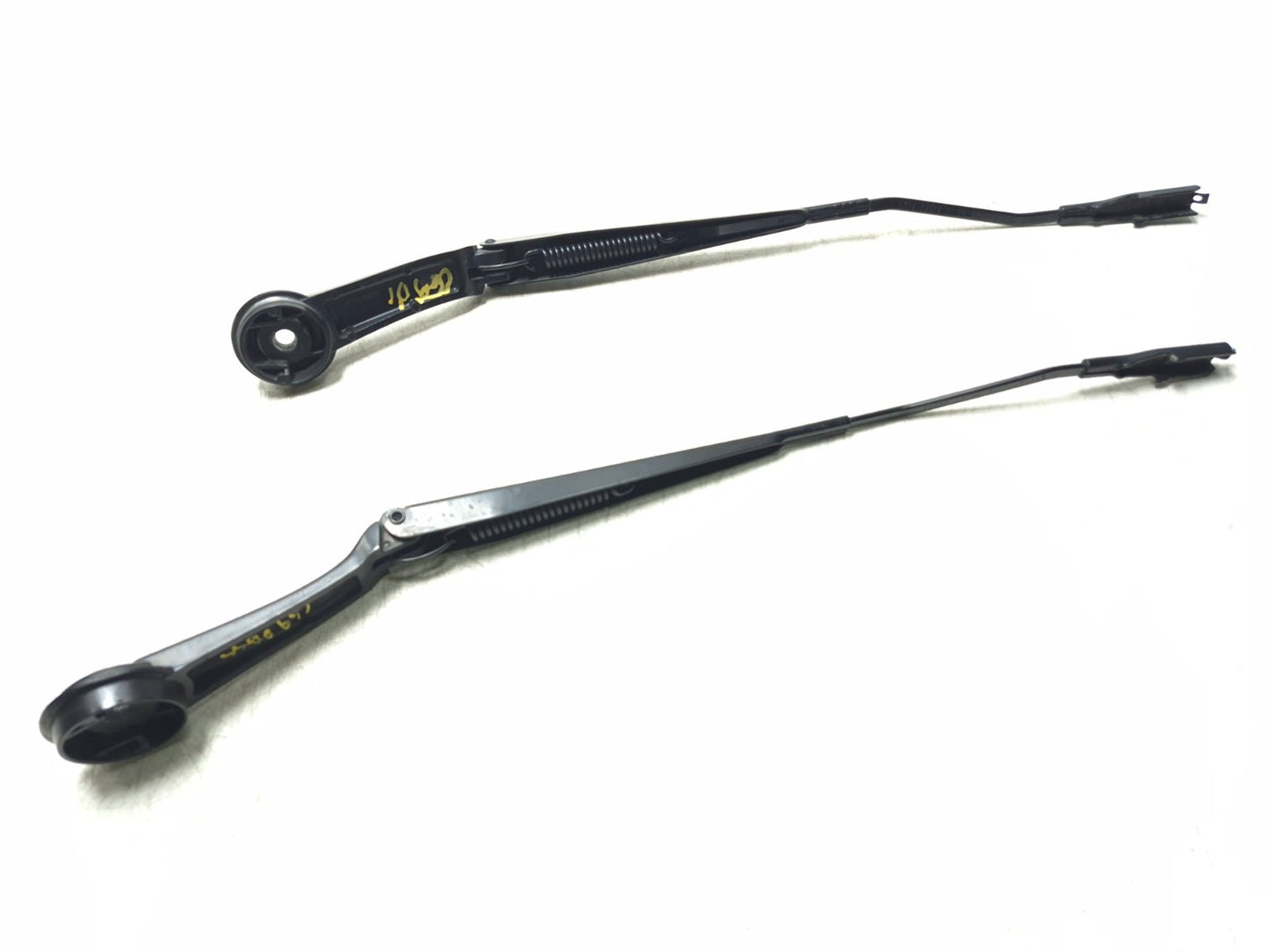 2013 Ford Focus Front Windshield Wiper Arm Left & Right OEM