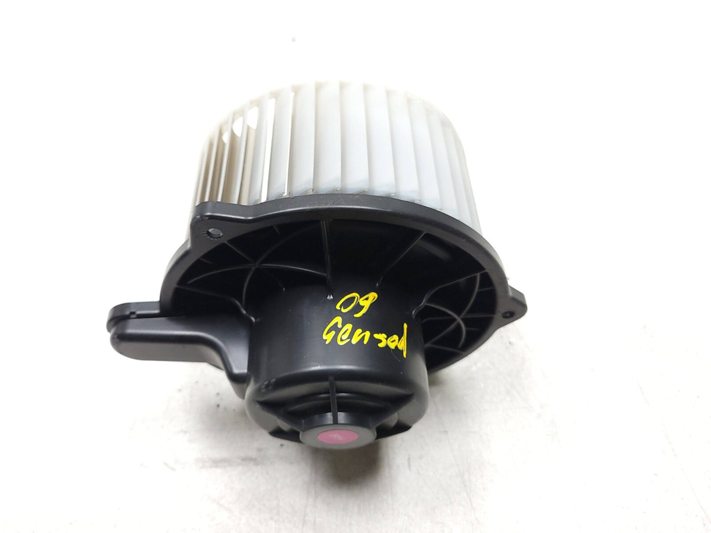09 - 14 Hyundai Genesis Blower Motor OEM Sedan