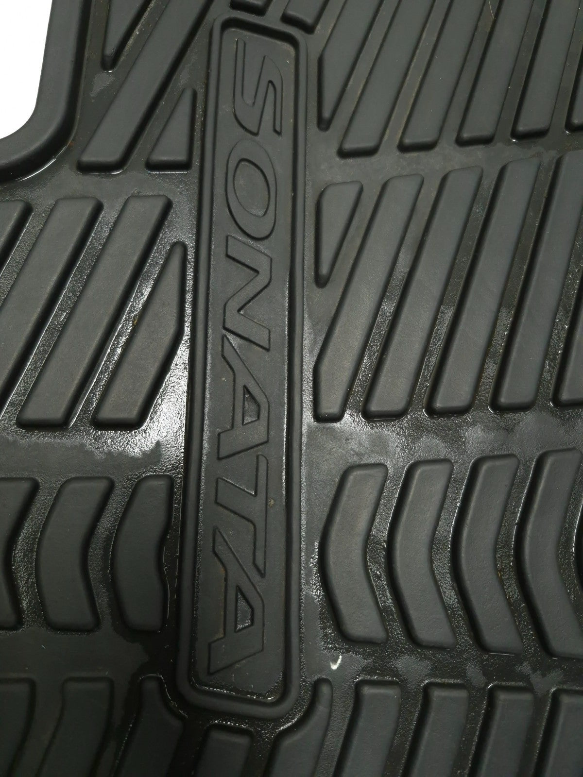 2012 Hyundai Sonata Floor Rubber Mat 3pcs OEM