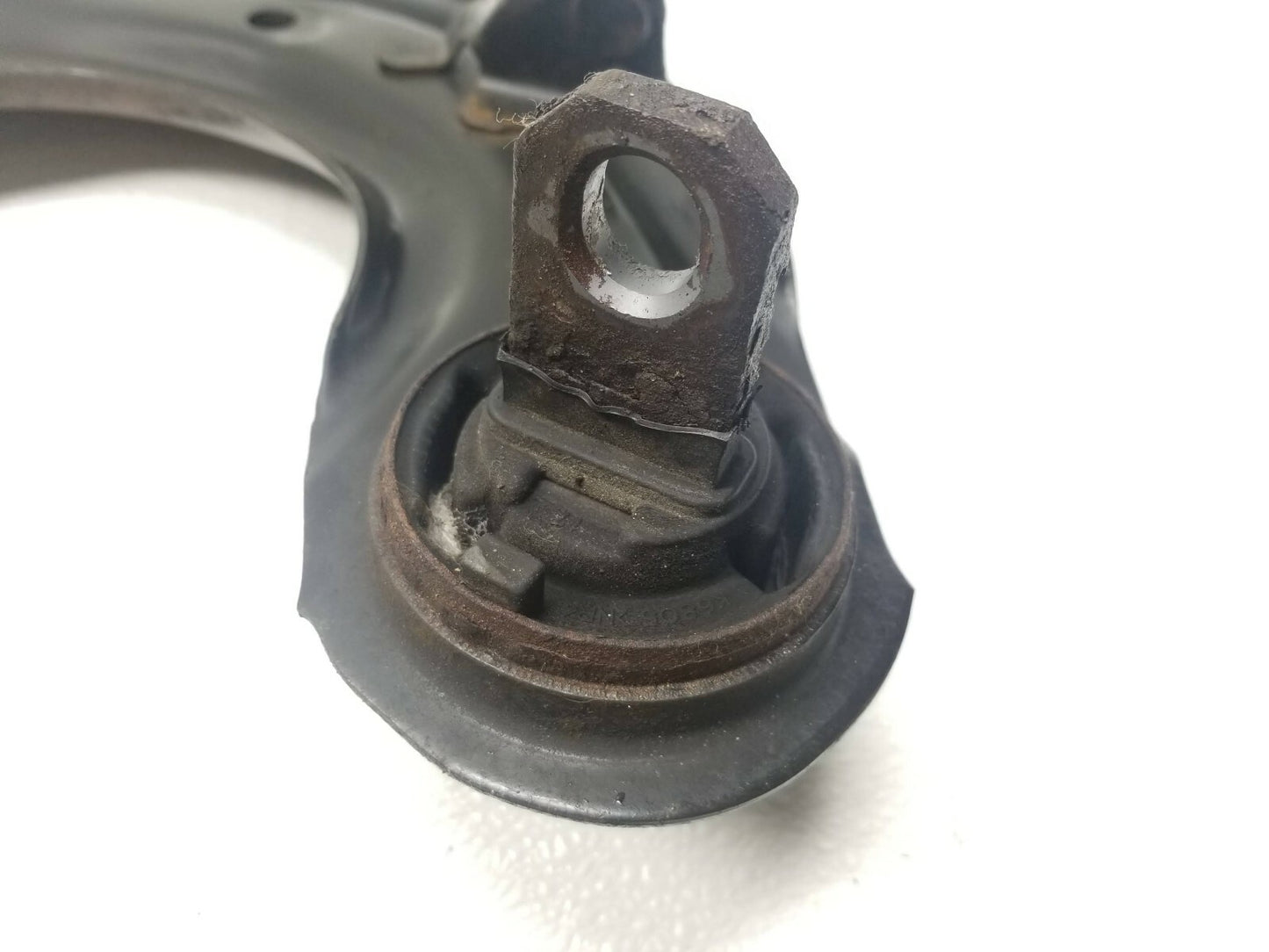 2016 Mazda 3 Rear Suspension Control Arm Right Passenger Side 3 Pcs OEM