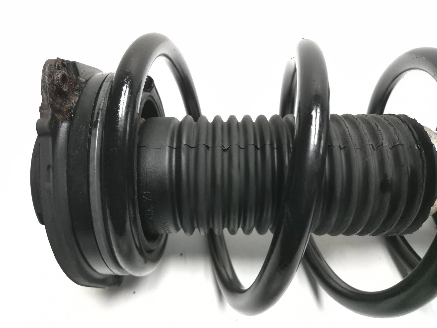 2011 Nissan Juke Front Shock Strut Absorber With Spring Pair OEM