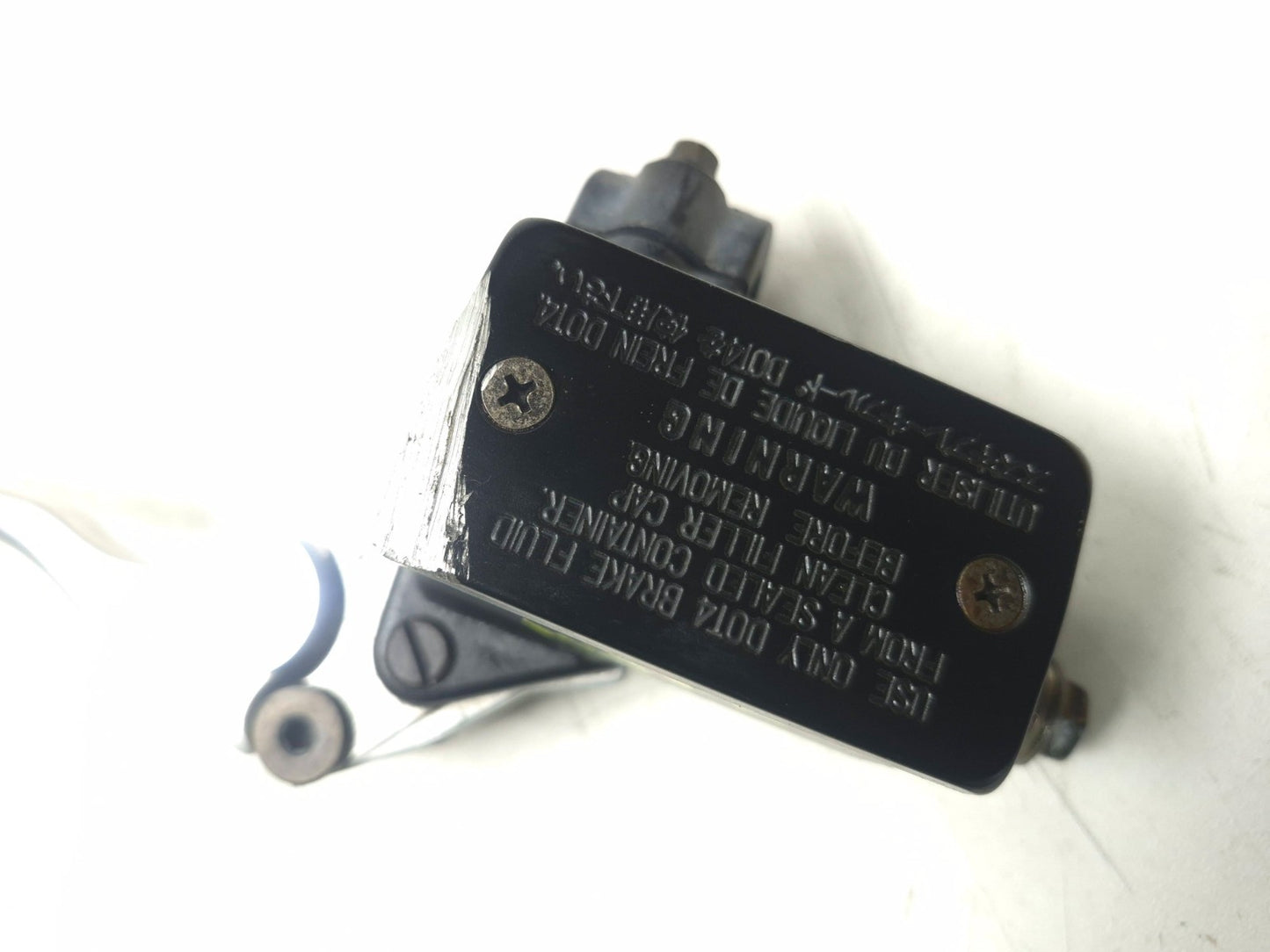 1999 Suzuki Katana 750 Gsx750f Front Brake Master Cylinder OEM