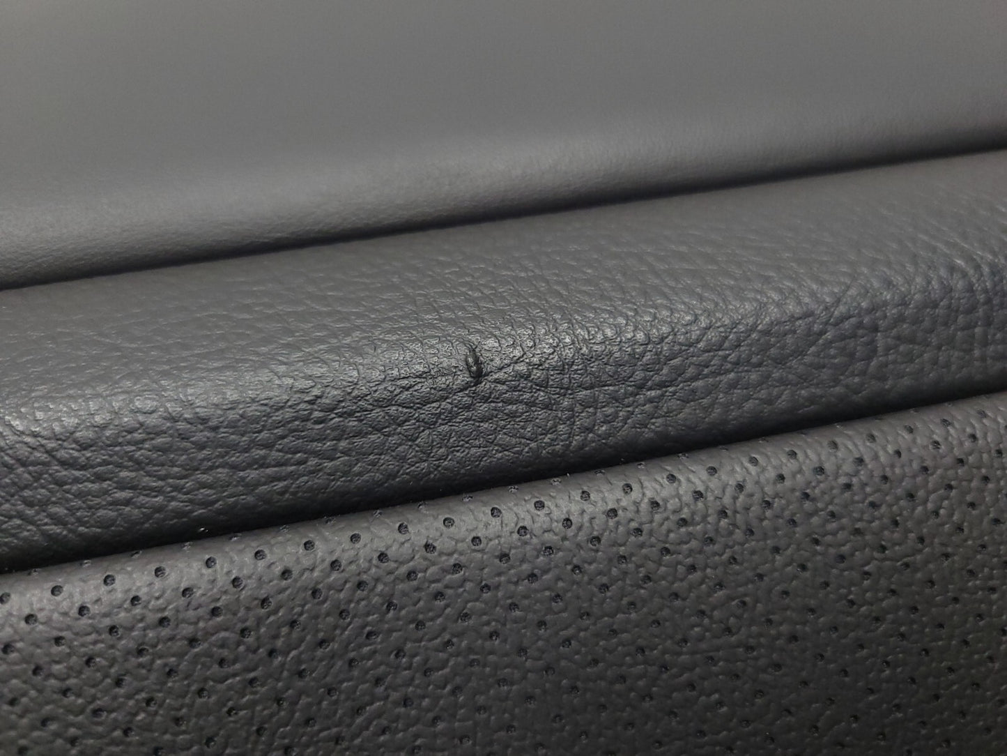 09-14 Hyundai Genesis Door Panel Trim Rear Passenger Side Right *br* OEM Sedan