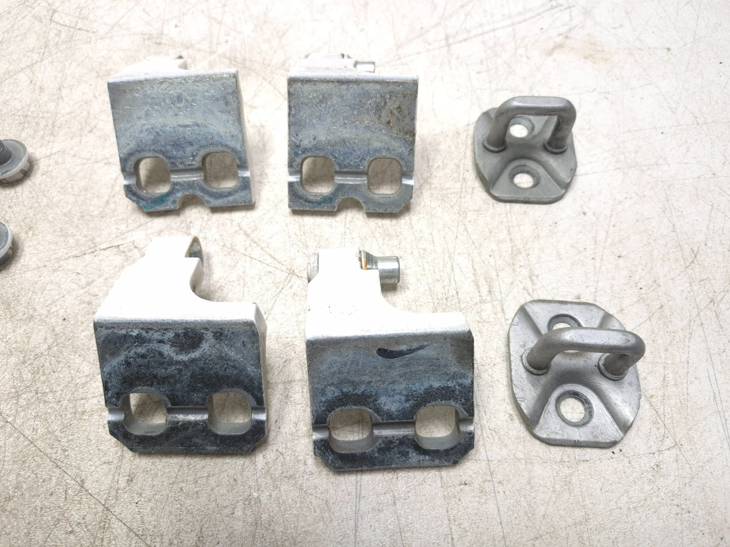 2021 Alfa Romeo Giulia Door Hinge Driver Side Front & Rear Oem✅