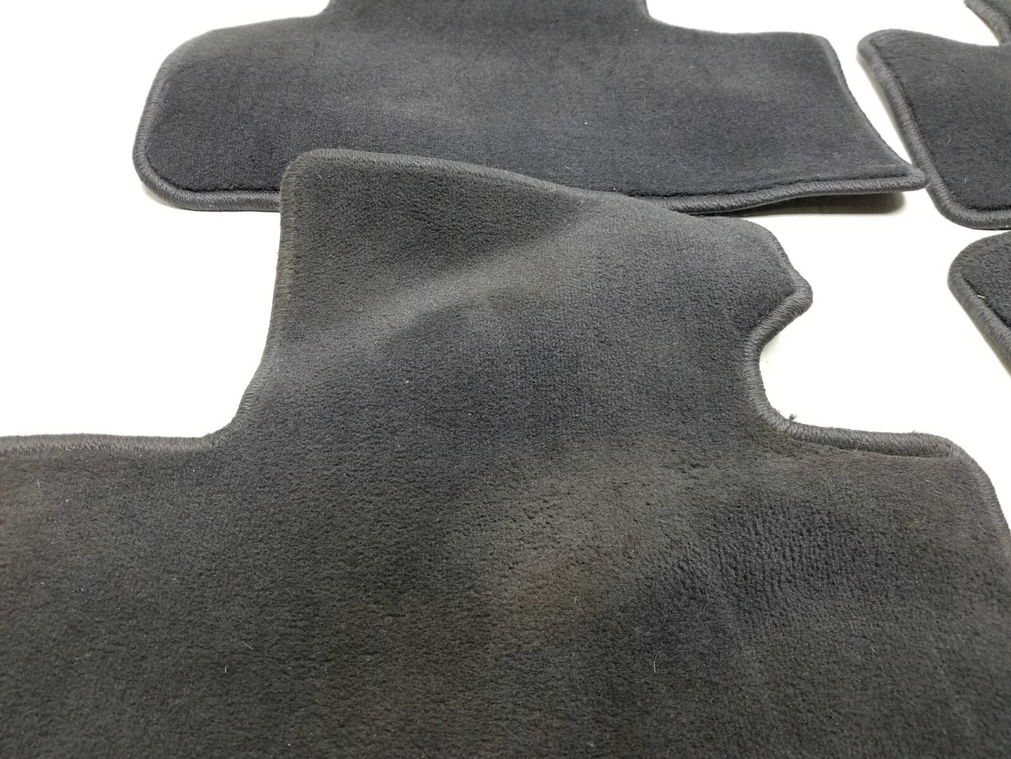 09 - 16 Hyundai Genesis Coupe Floor Mat Carpet 4pcs  OEM