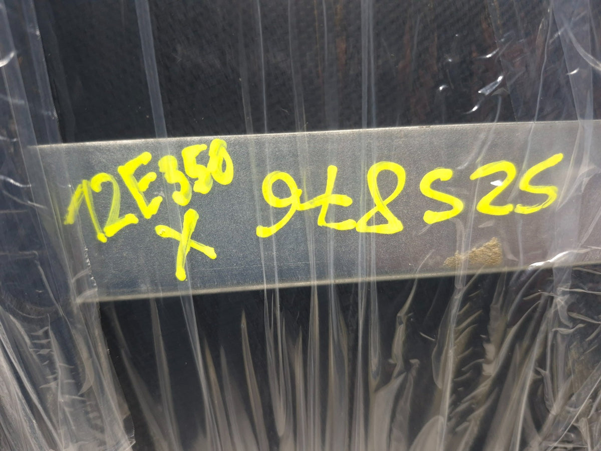 2012 Mercedes W212 E350 E550 Sedan Rear Power Window Sun Shade Roller Blind OEM