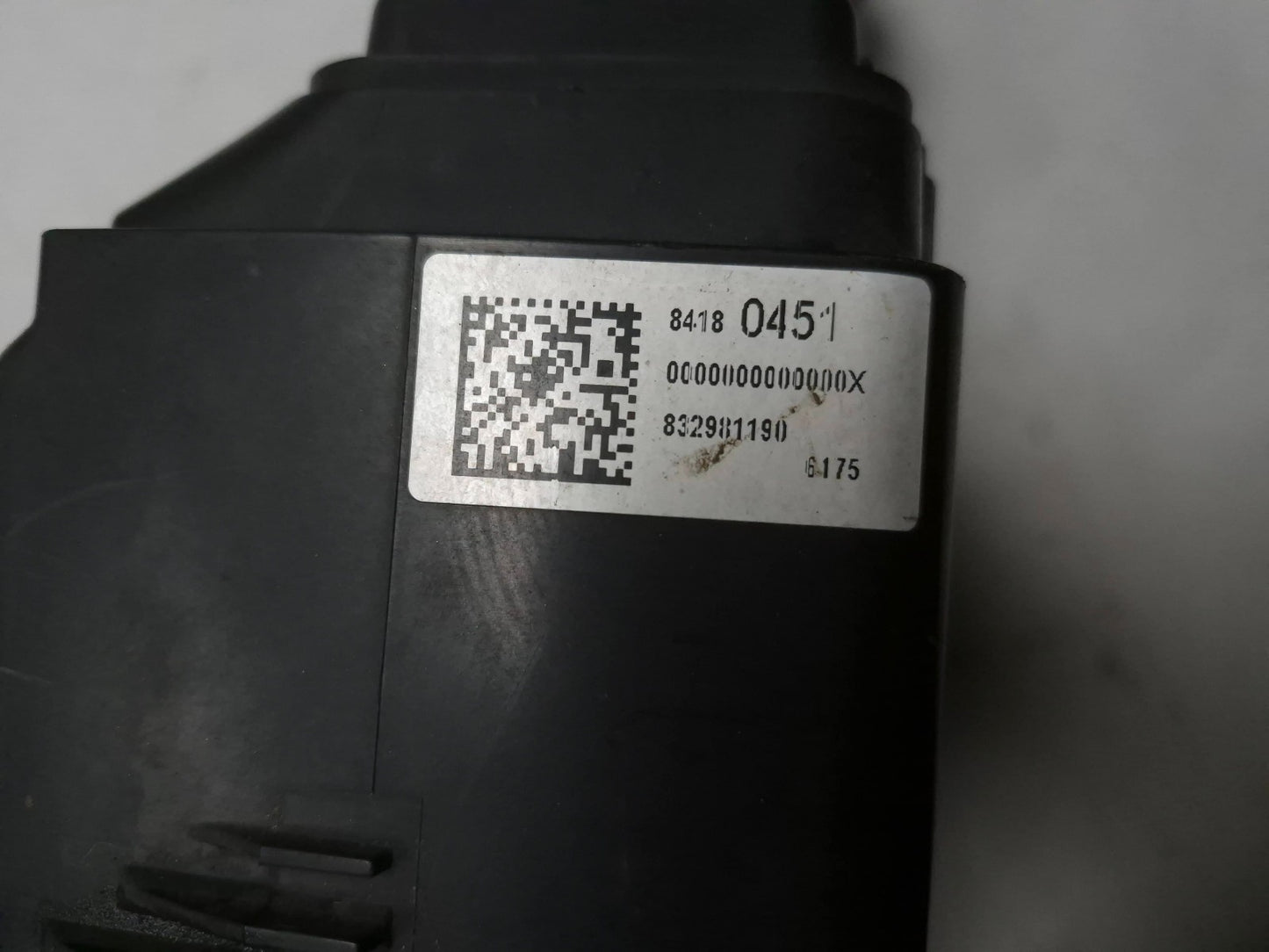 2017 Cadillac Xt5 Fuel Vapor Charcoal Canister OEM 84180451
