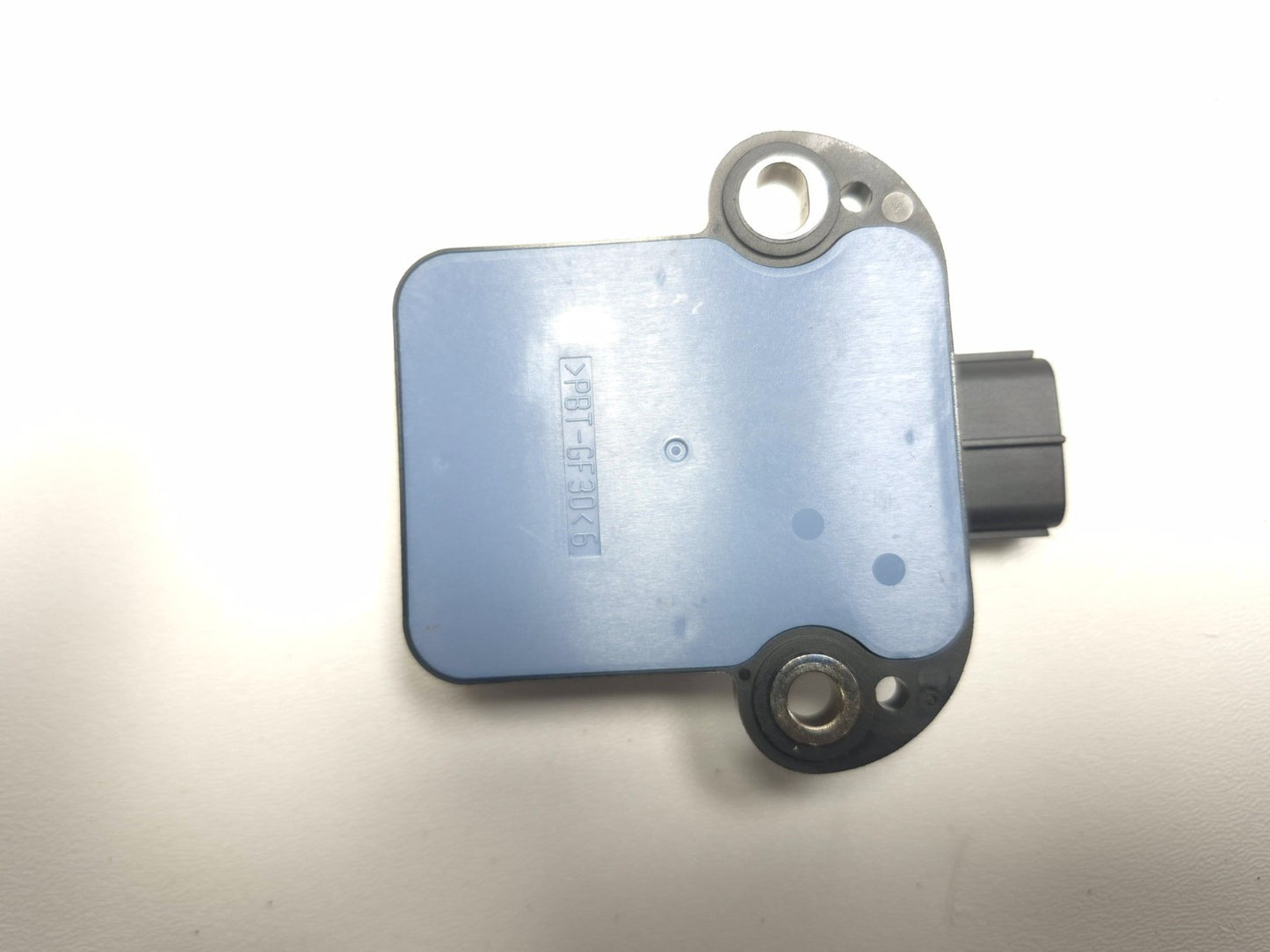 2010 Lexus Hs250h Yaw Rate Sensor OEM