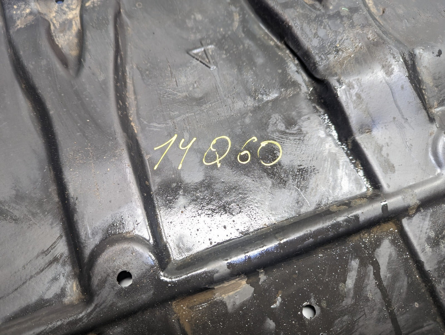2014 Infiniti Q60 Coupe Front Engine Splash Shield OEM ✅